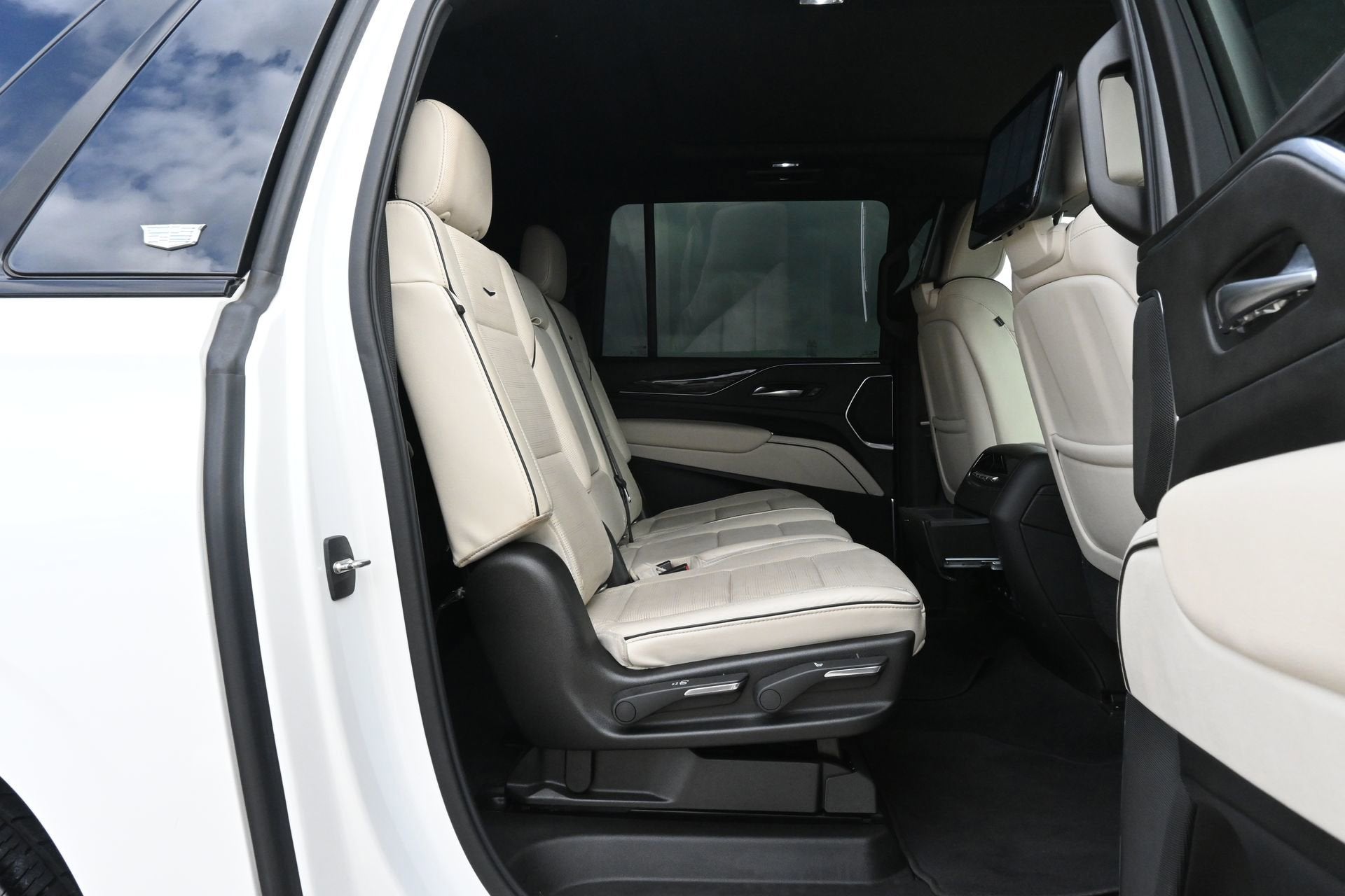 2021 Cadillac Escalade ESV Sport