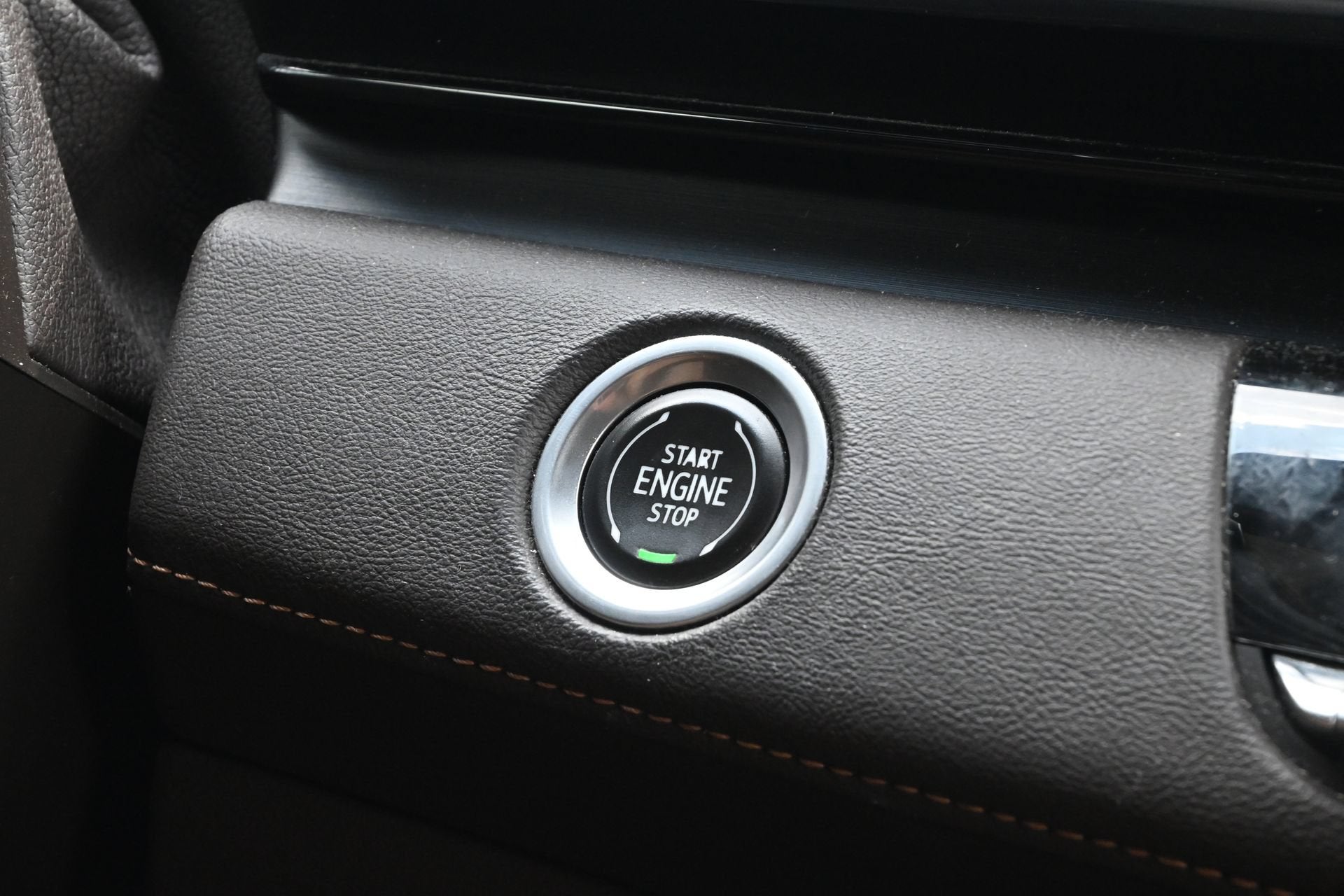 2023 Cadillac Escalade ESV 4WD Sport