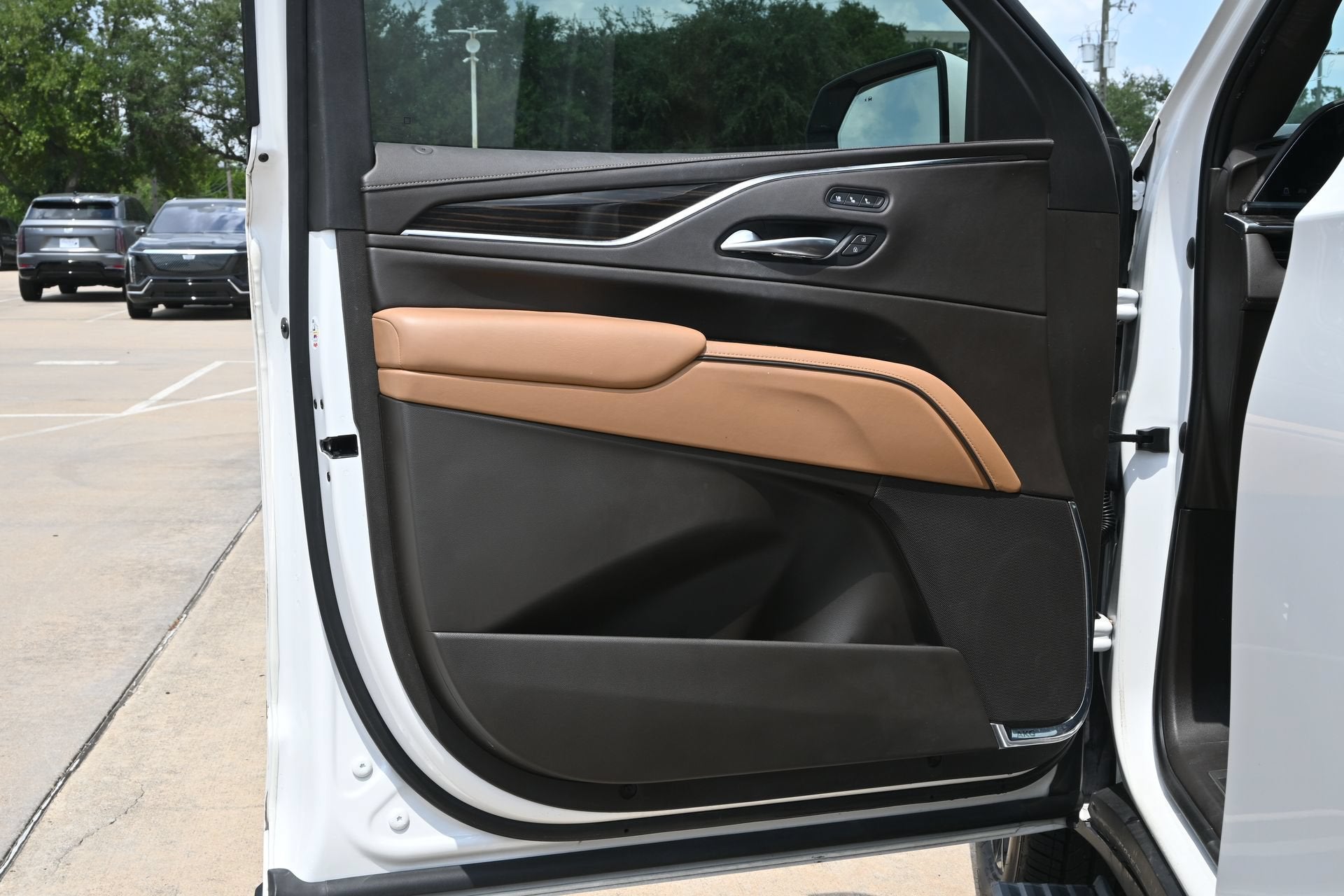 2023 Cadillac Escalade ESV 4WD Sport