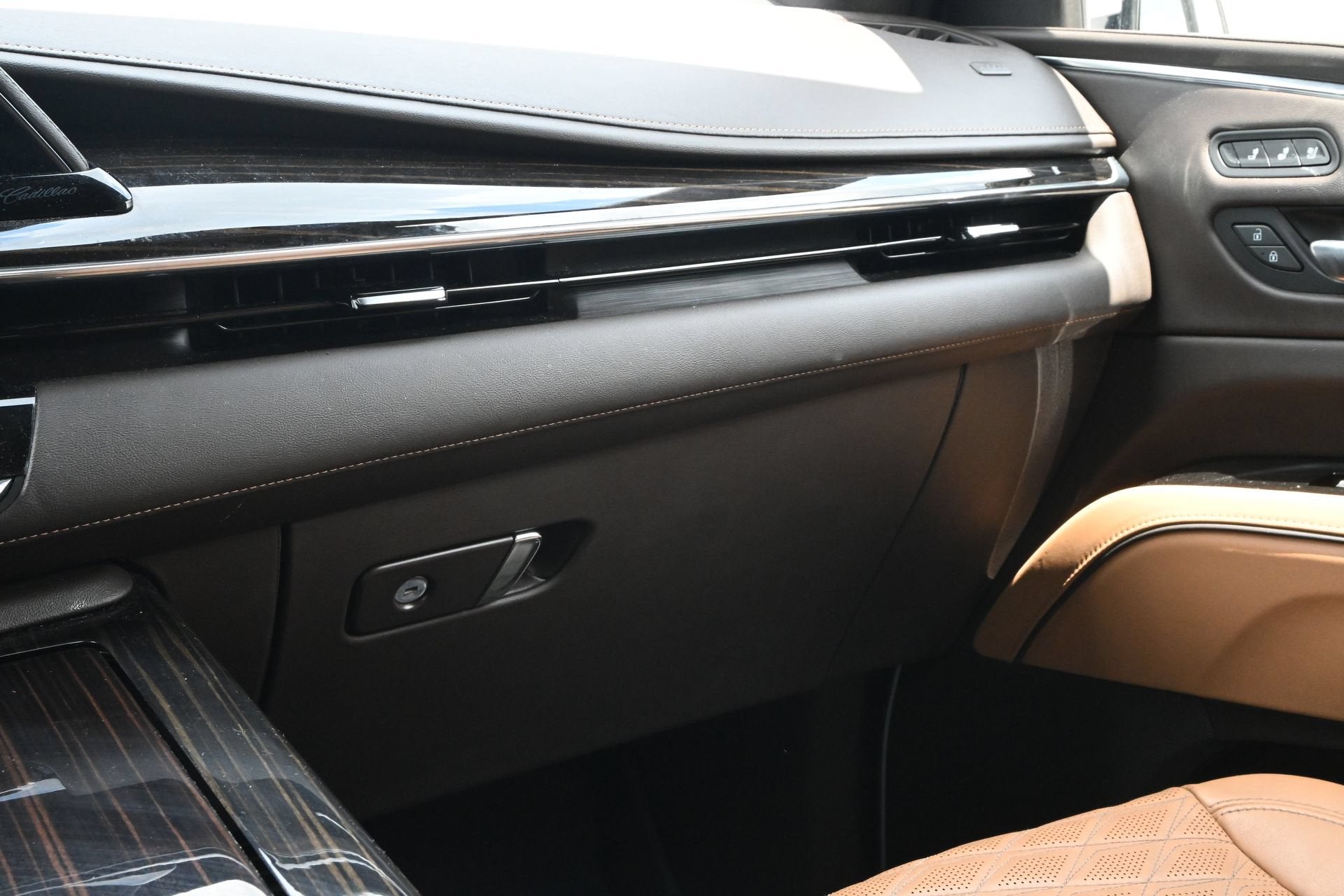 2023 Cadillac Escalade ESV 4WD Sport
