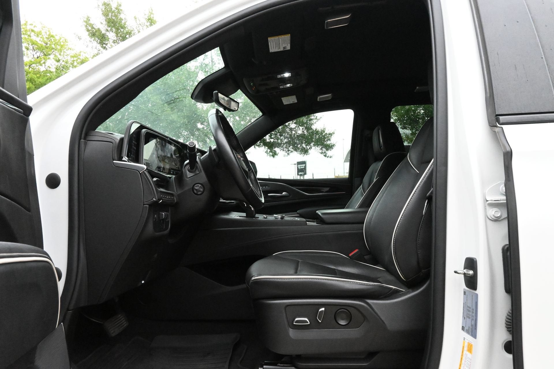 2023 Cadillac Escalade ESV Sport