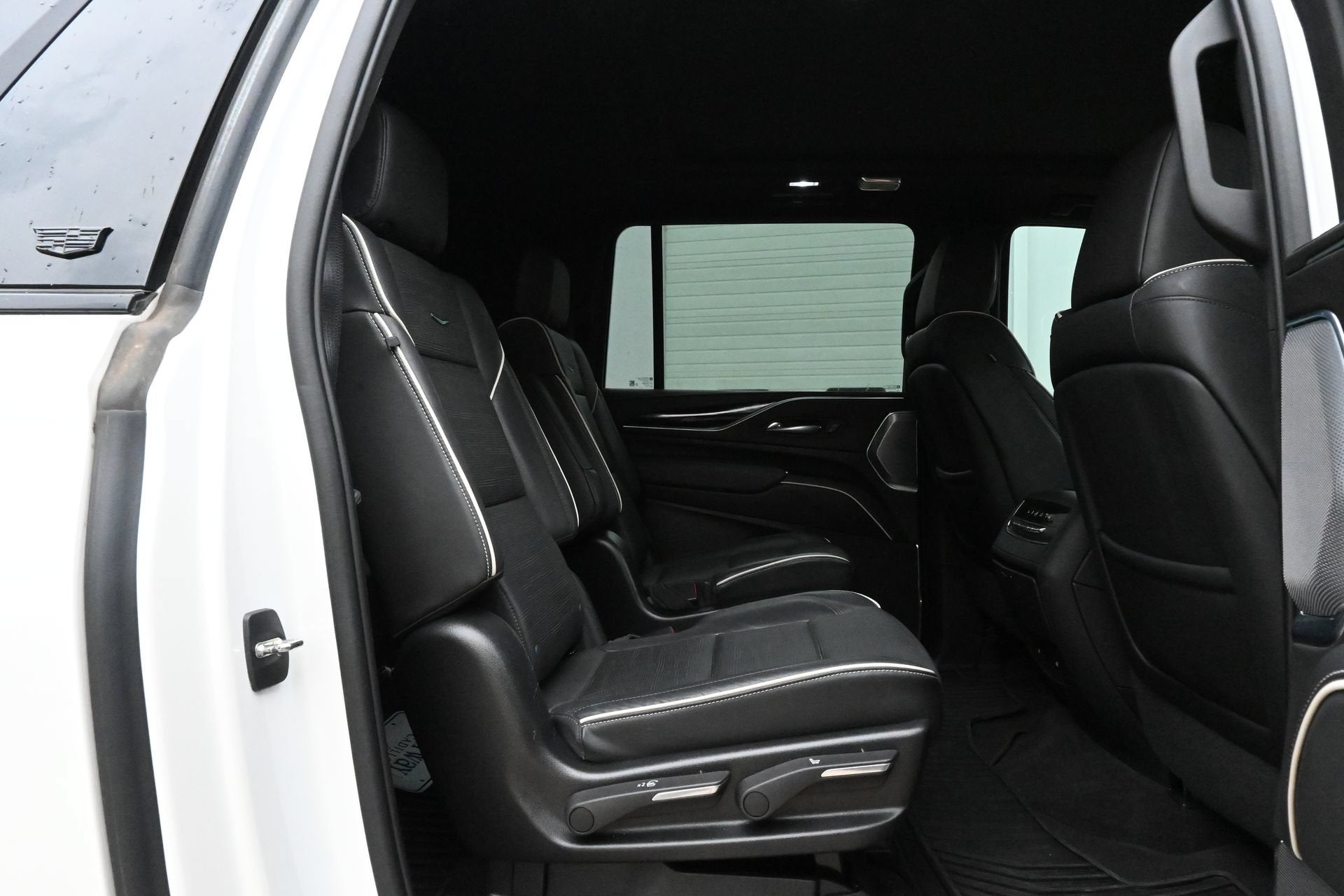 2023 Cadillac Escalade ESV Sport