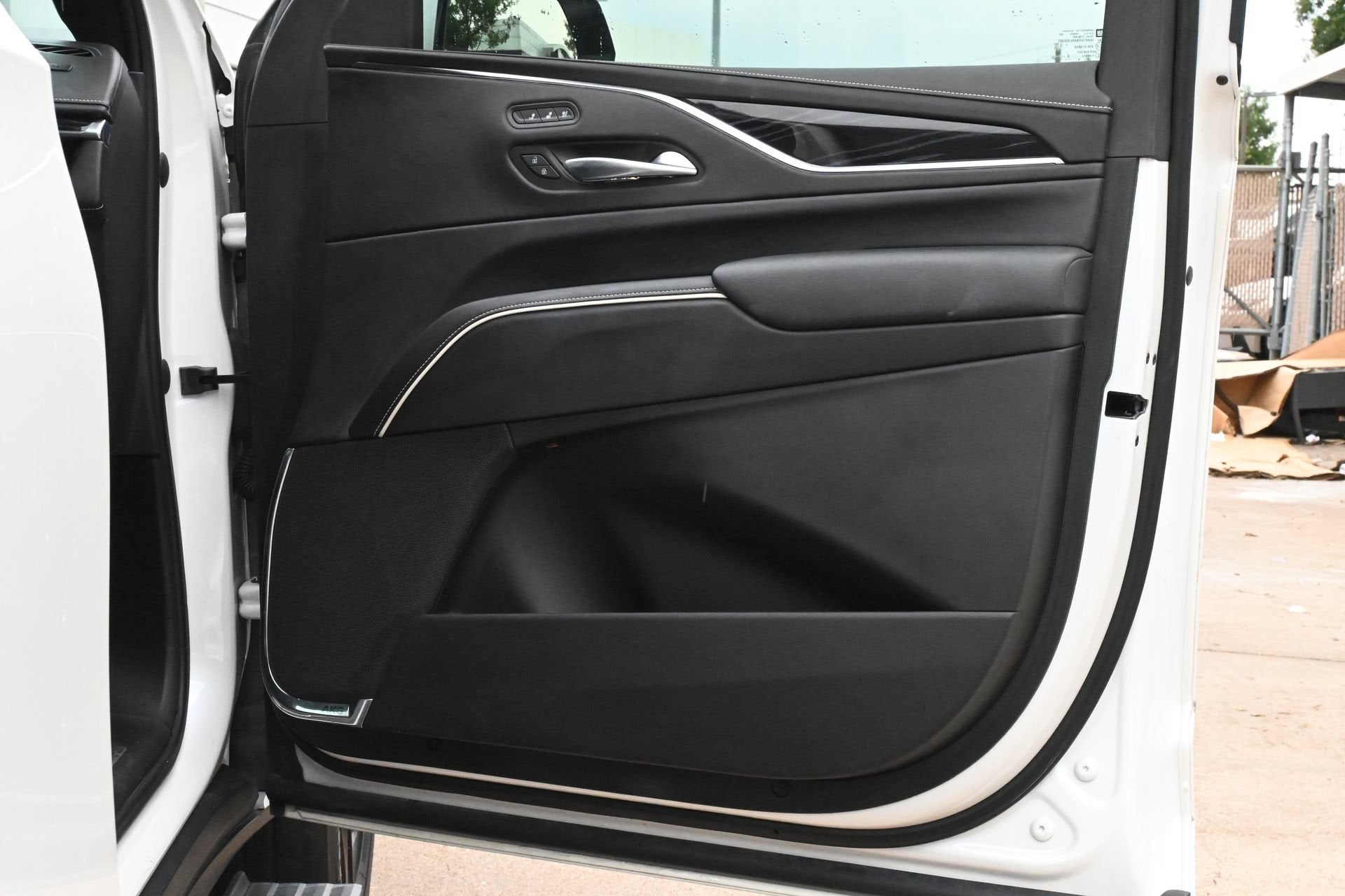 2023 Cadillac Escalade ESV Sport