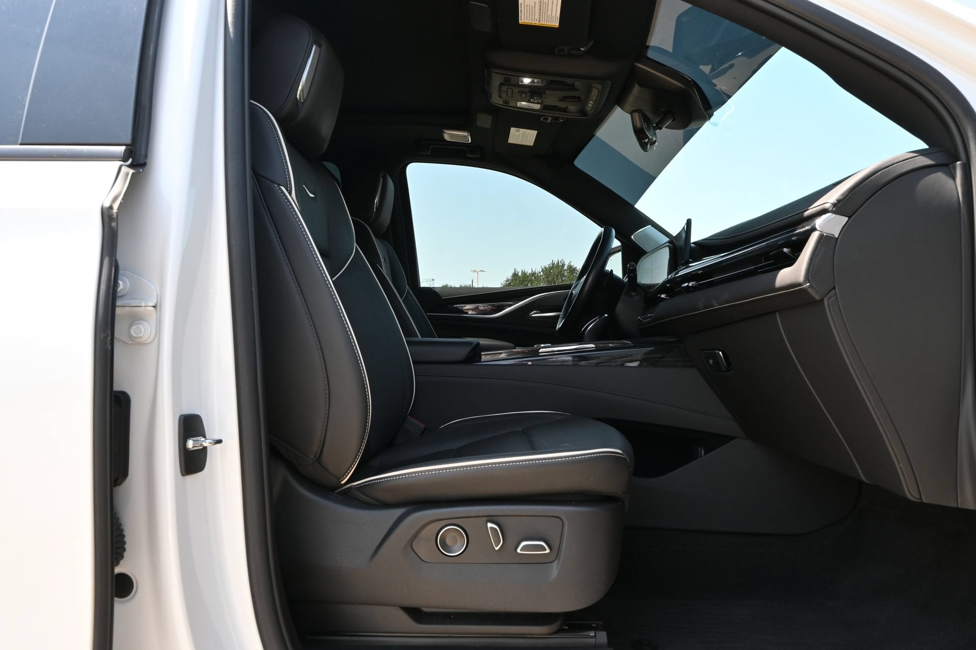 2023 Cadillac Escalade ESV 4WD Sport