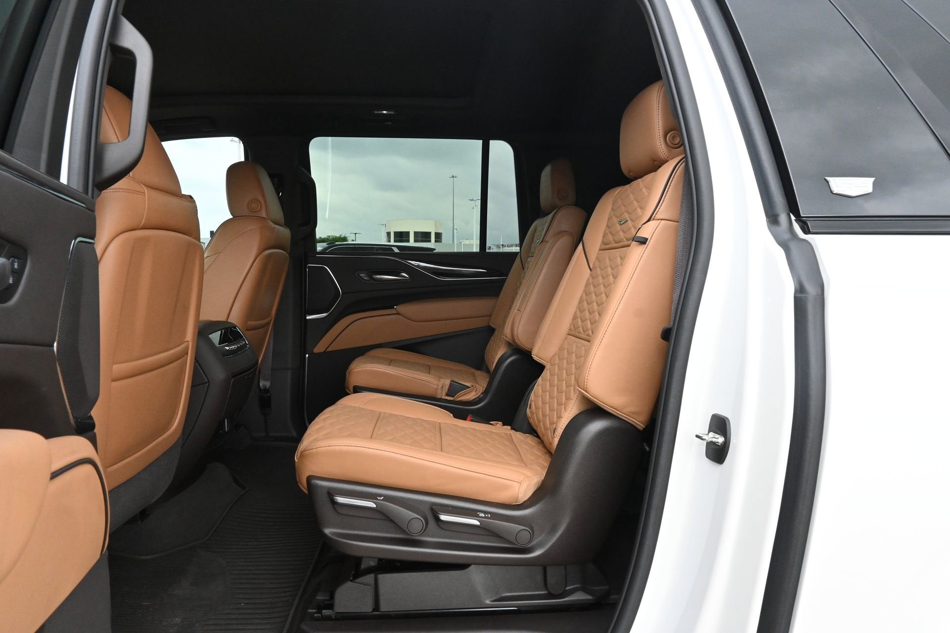 2024 Cadillac Escalade ESV Sport