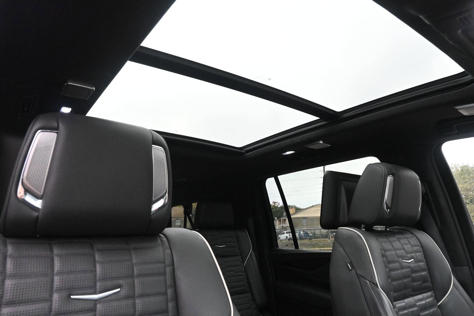 2023 Cadillac Escalade ESV Sport Platinum