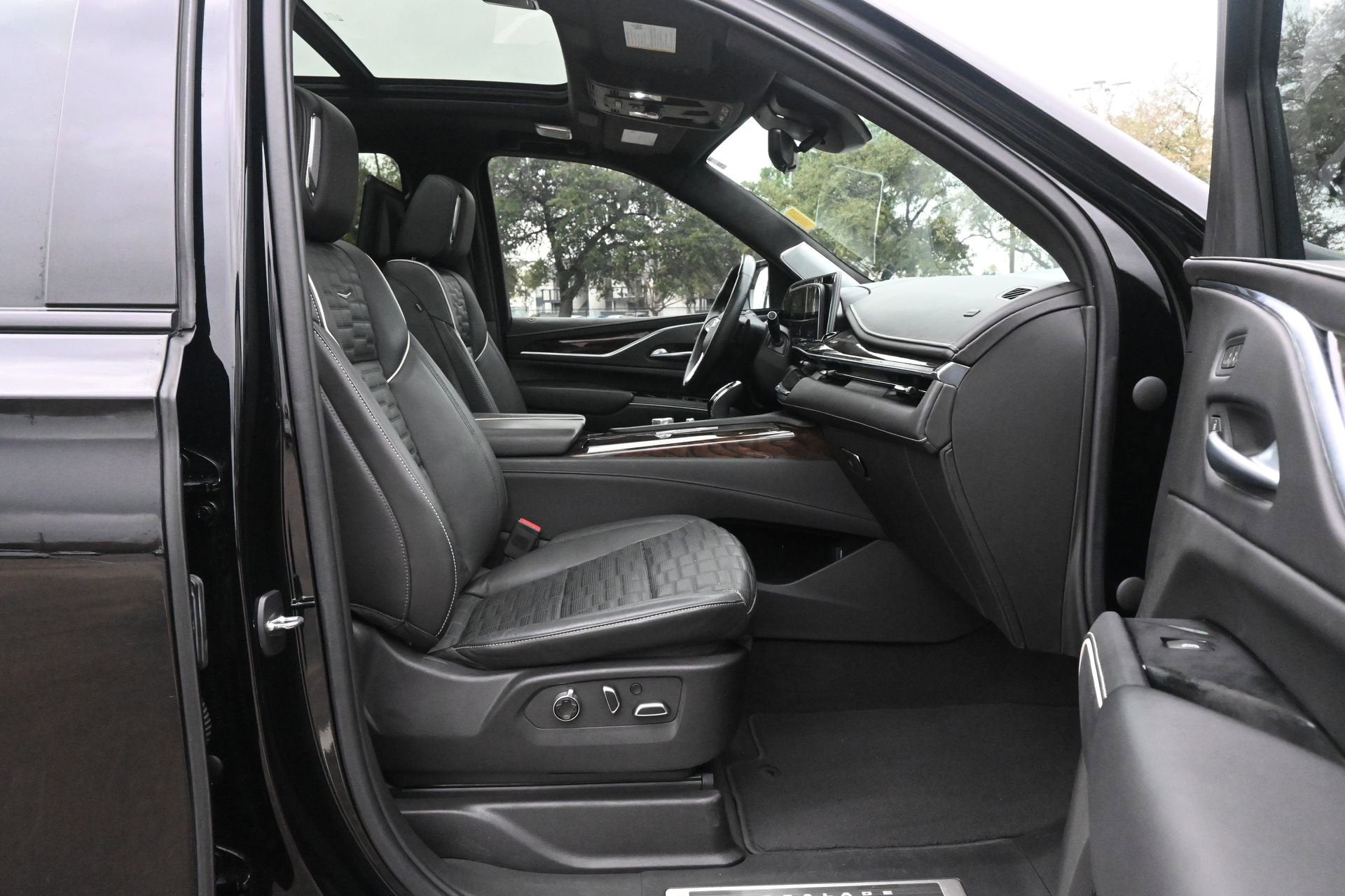 2023 Cadillac Escalade ESV Sport Platinum