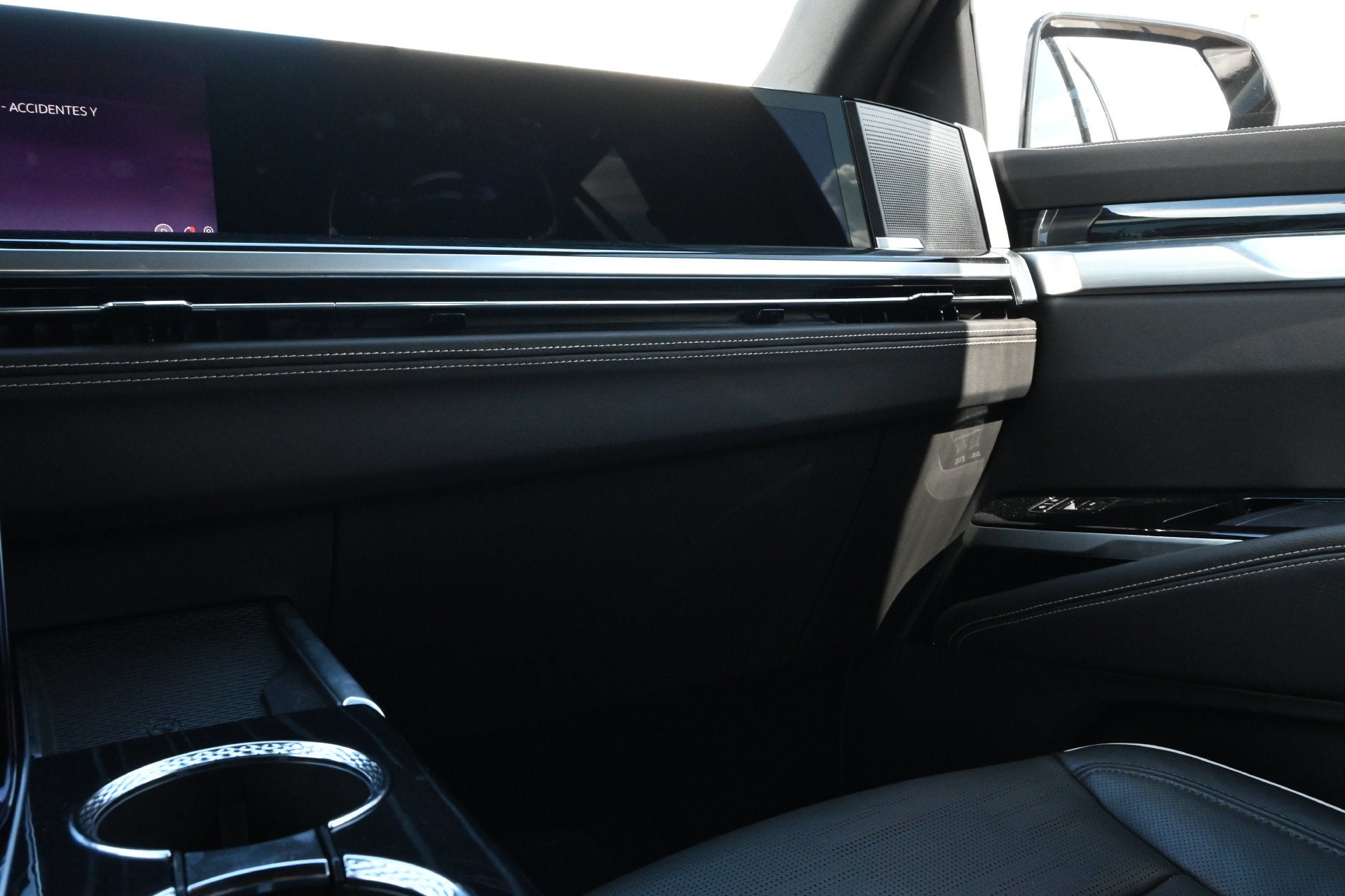 2025 Cadillac Escalade Sport