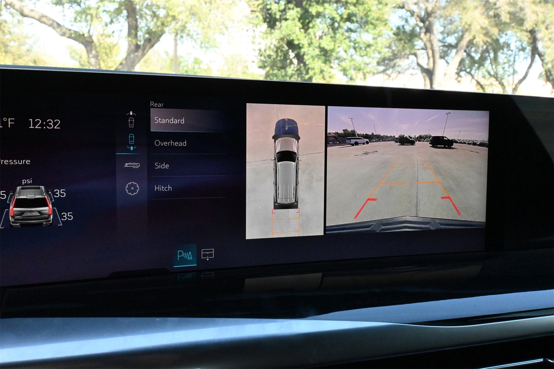 2025 Cadillac Escalade Sport