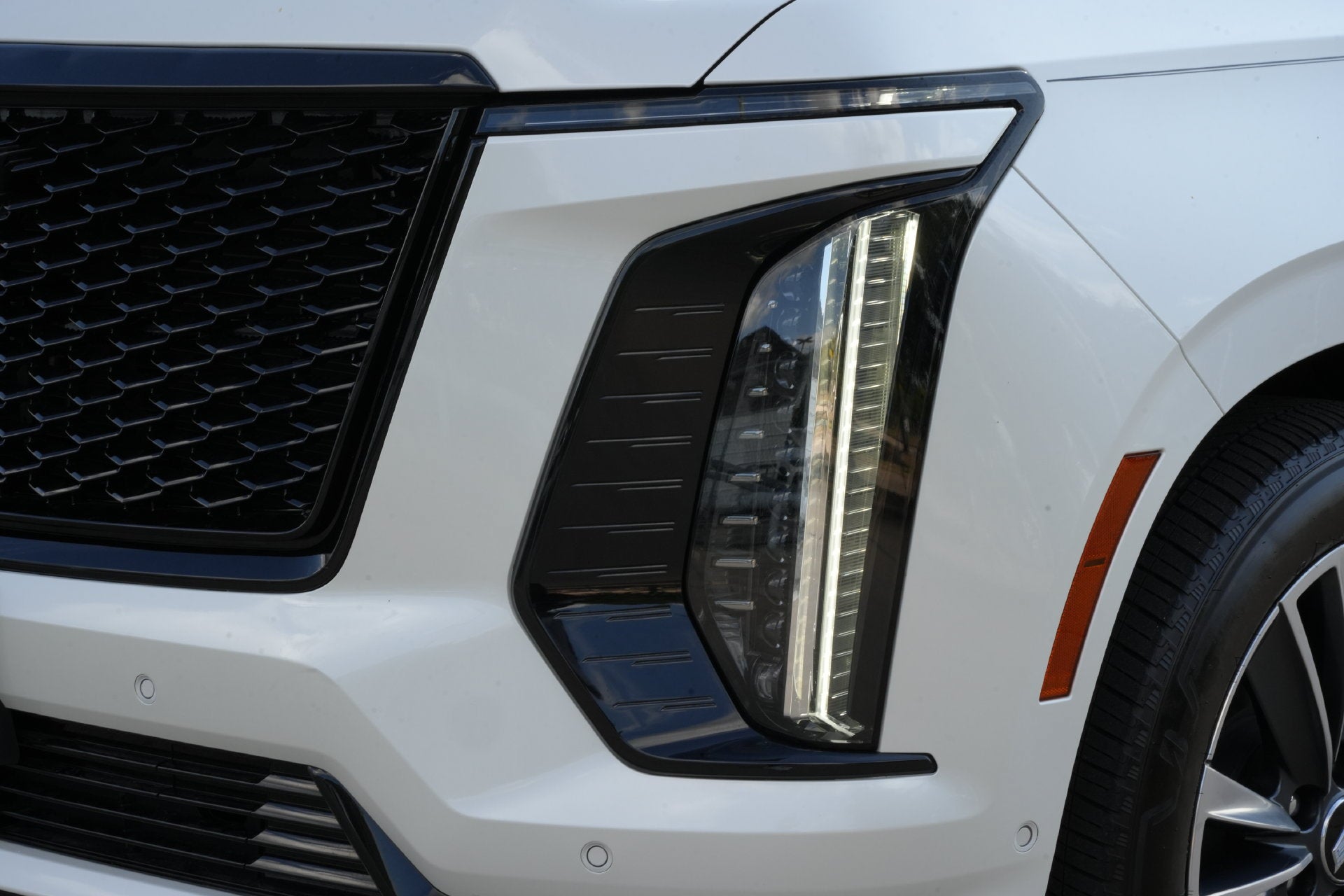2025 Cadillac Escalade Sport