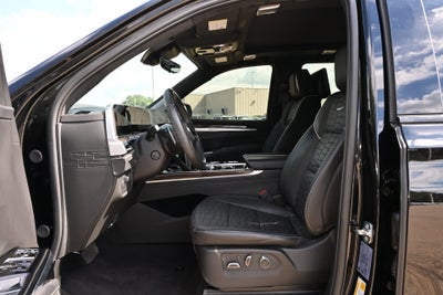 2025 Cadillac Escalade Sport Platinum