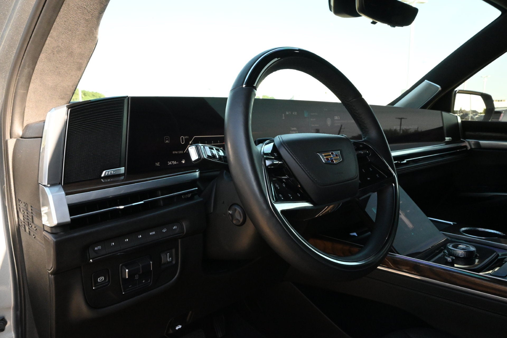 2025 Cadillac Escalade Sport Platinum