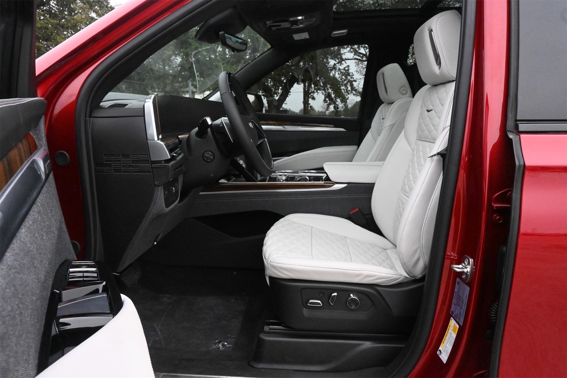 2025 Cadillac Escalade Sport Platinum