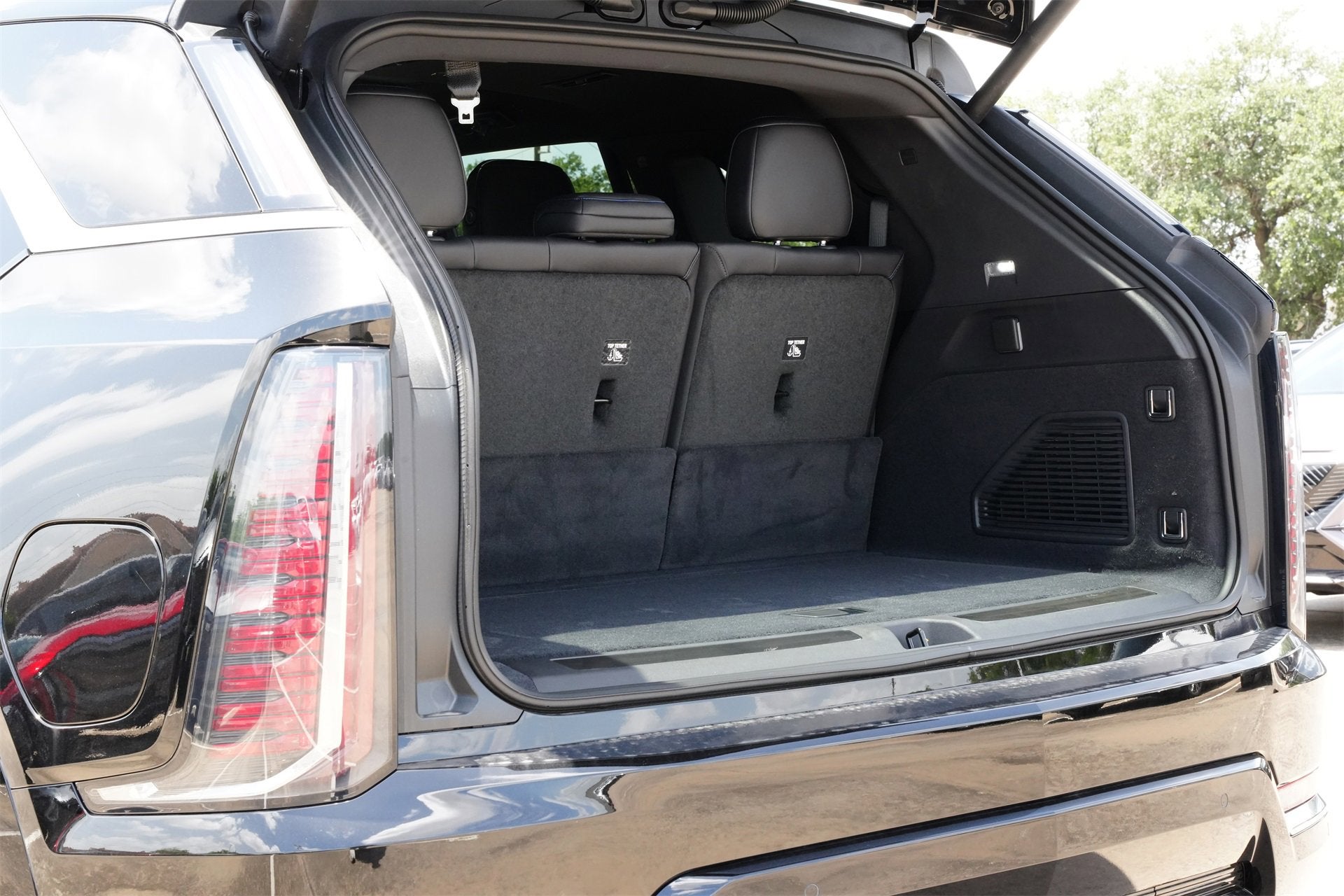 2026 Cadillac ESCALADE IQ Luxury