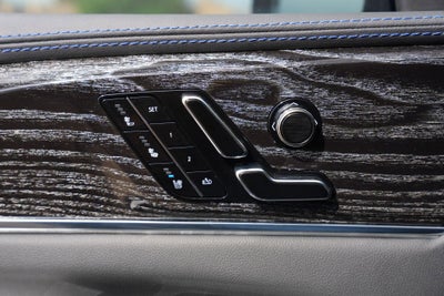 2026 Cadillac ESCALADE IQ Luxury