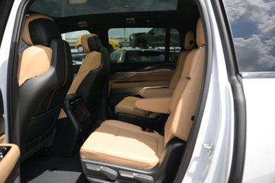 2025 Cadillac ESCALADE IQ Luxury 2