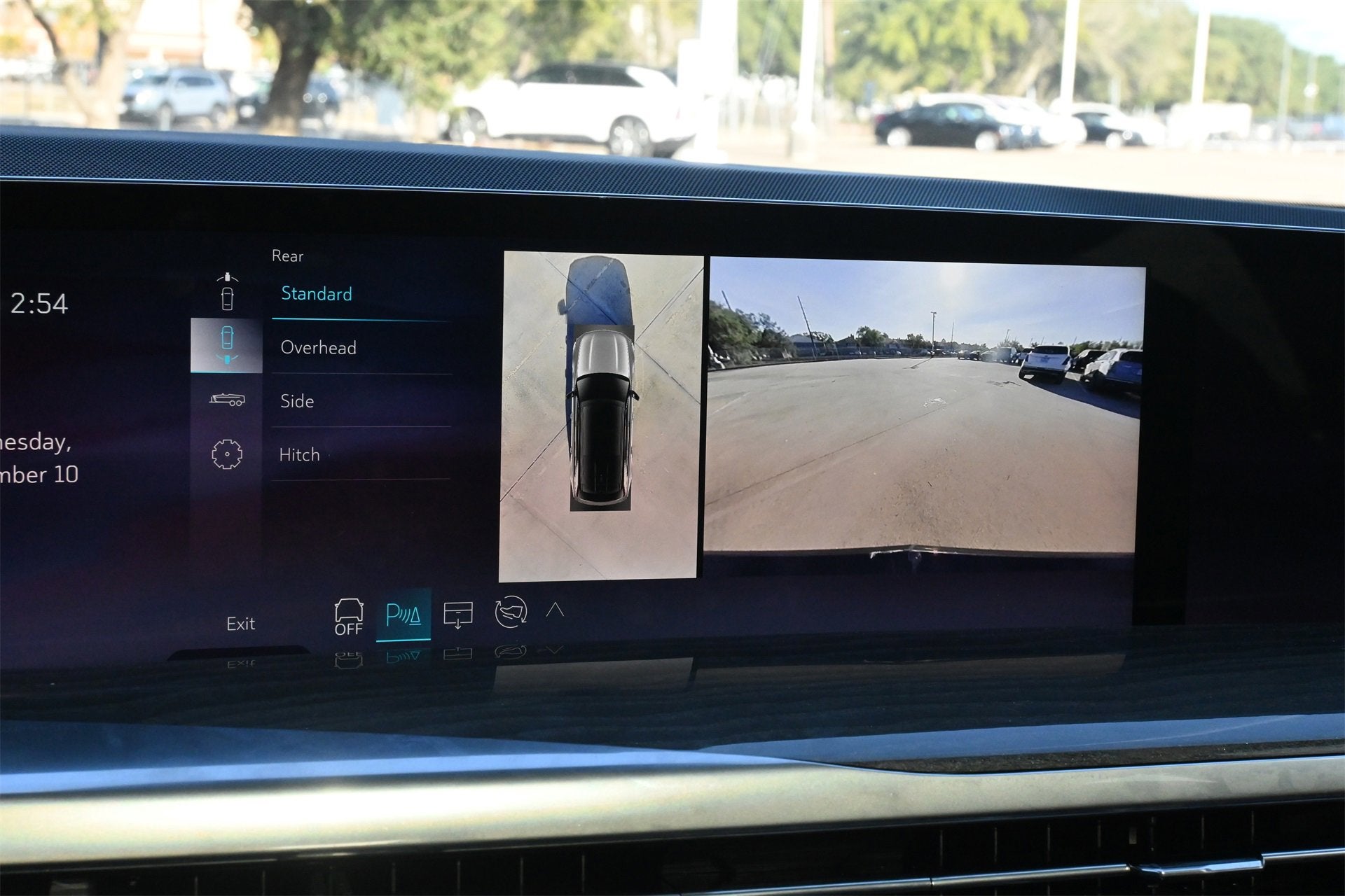 2025 Cadillac ESCALADE IQ Luxury 2