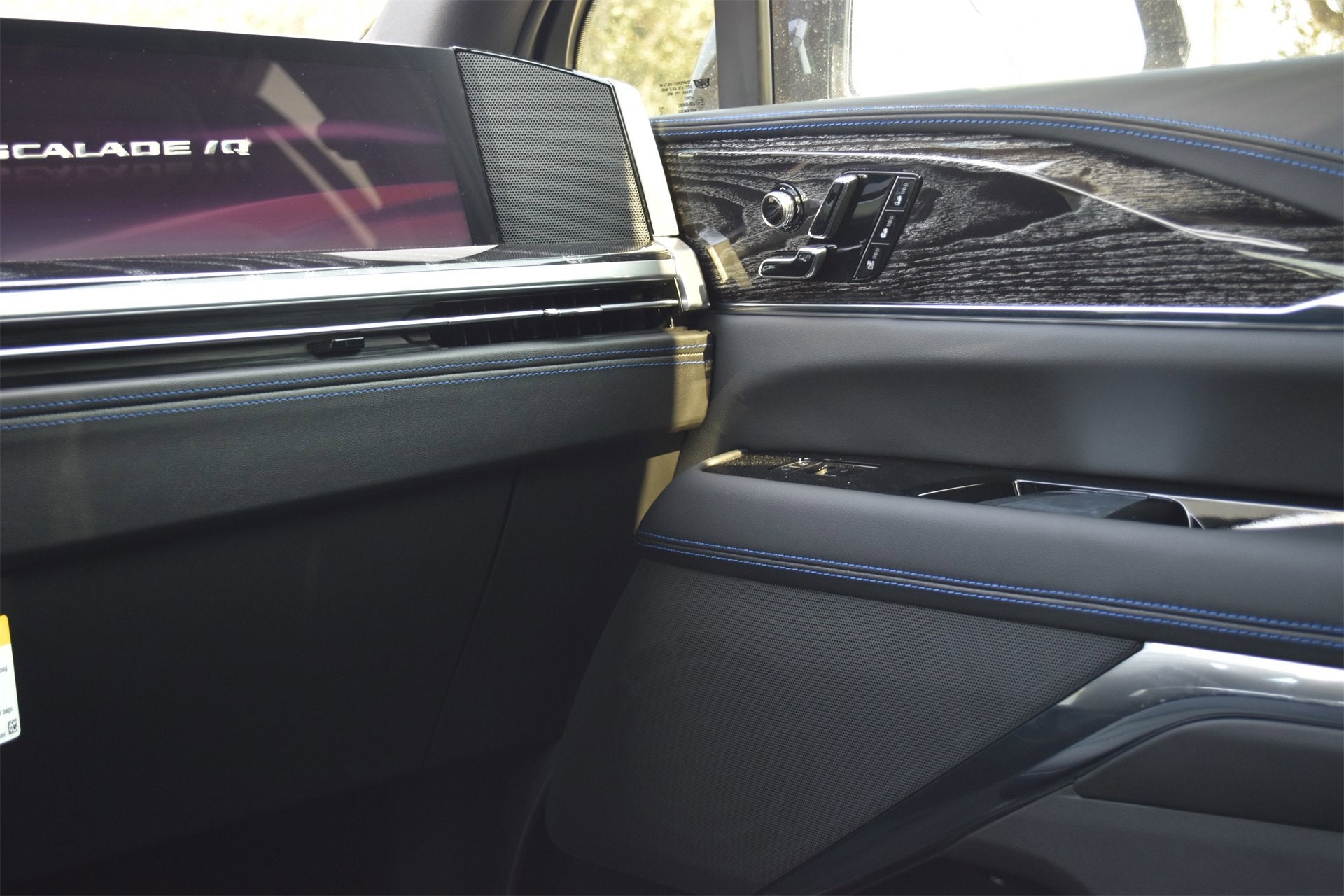 2026 Cadillac ESCALADE IQ Sport