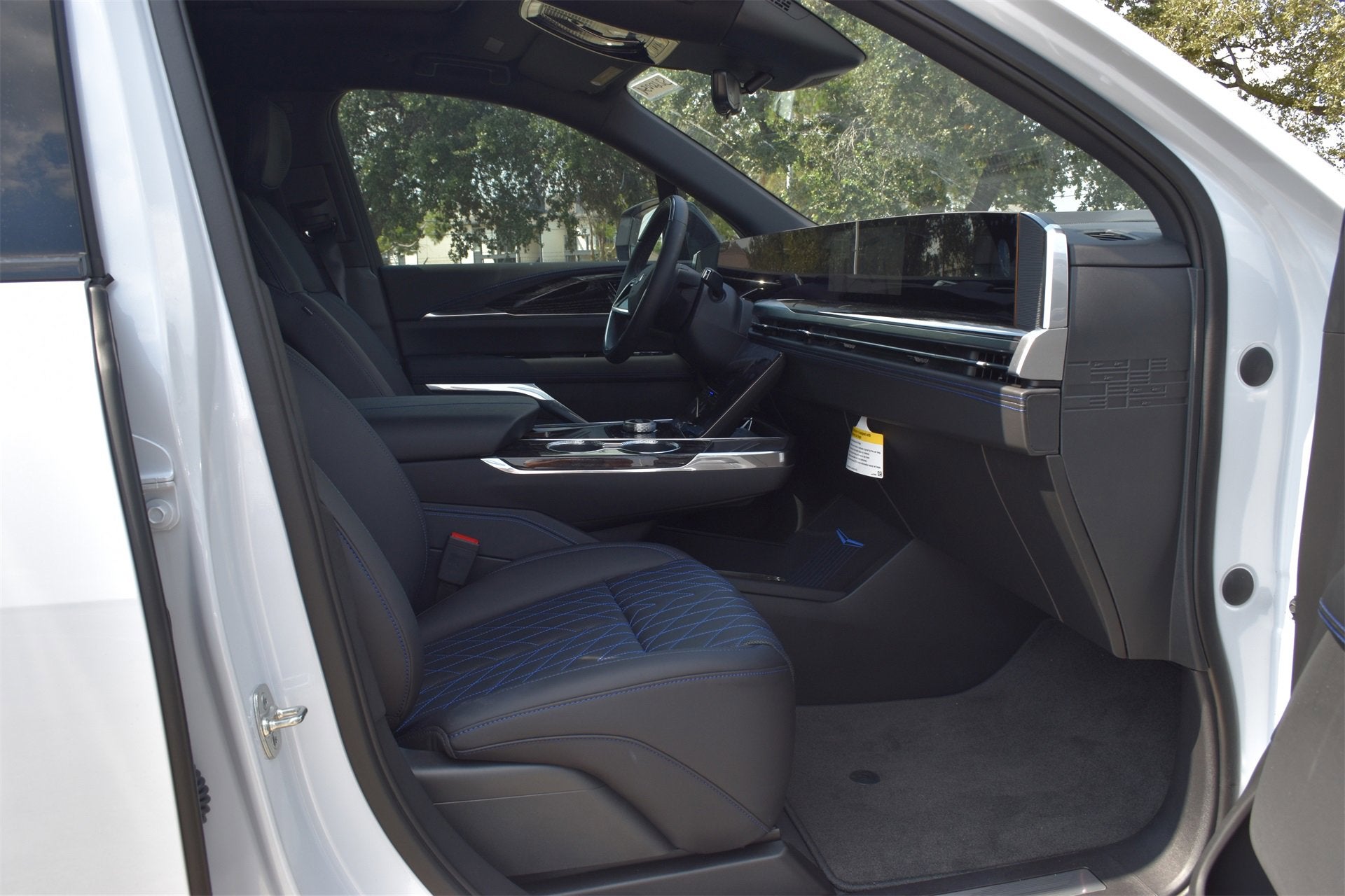 2026 Cadillac ESCALADE IQ Sport