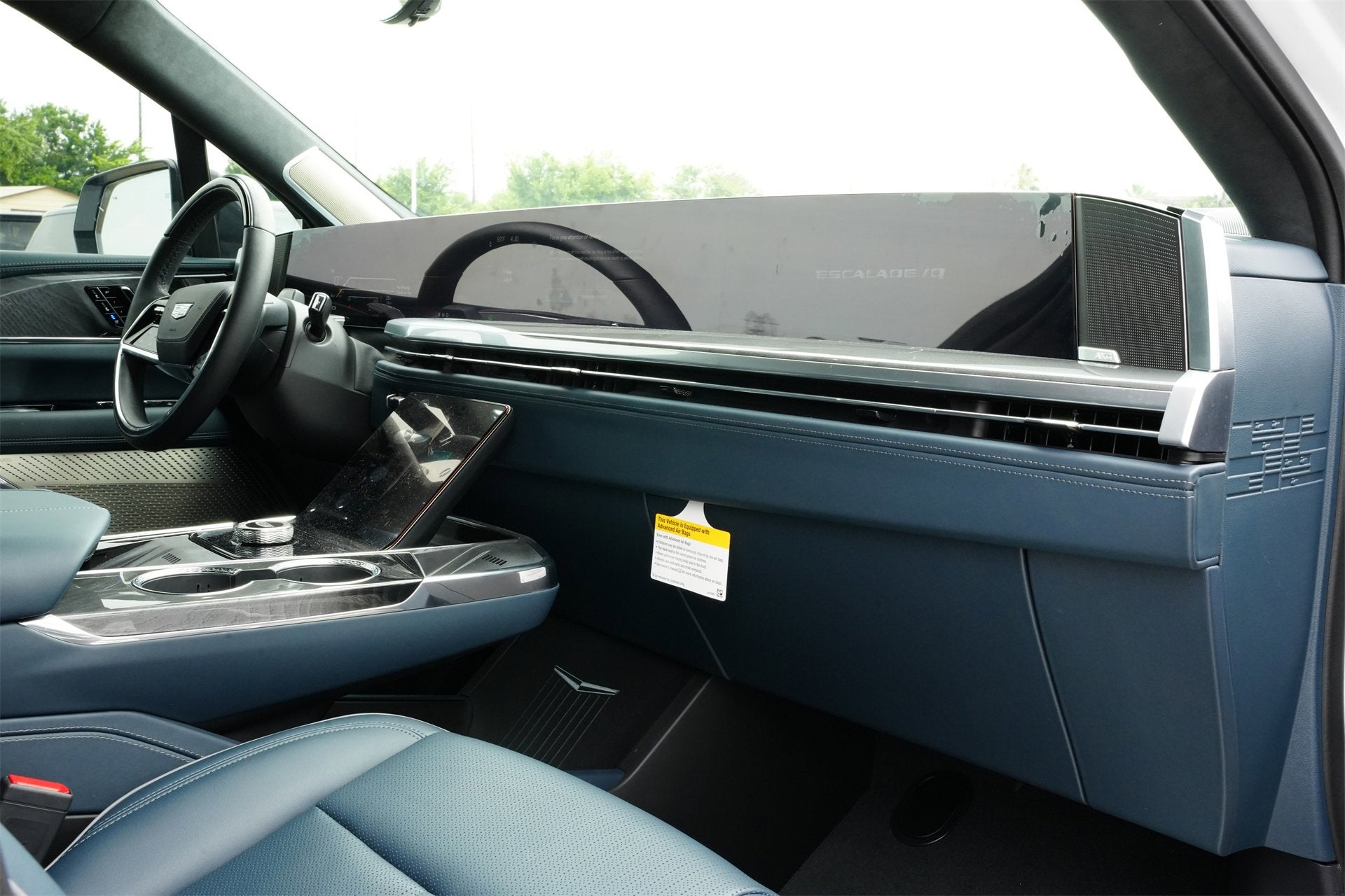 2025 Cadillac ESCALADE IQ Sport 2