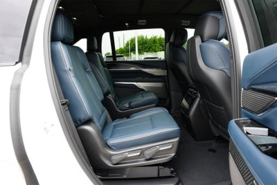 2025 Cadillac ESCALADE IQ Sport 2