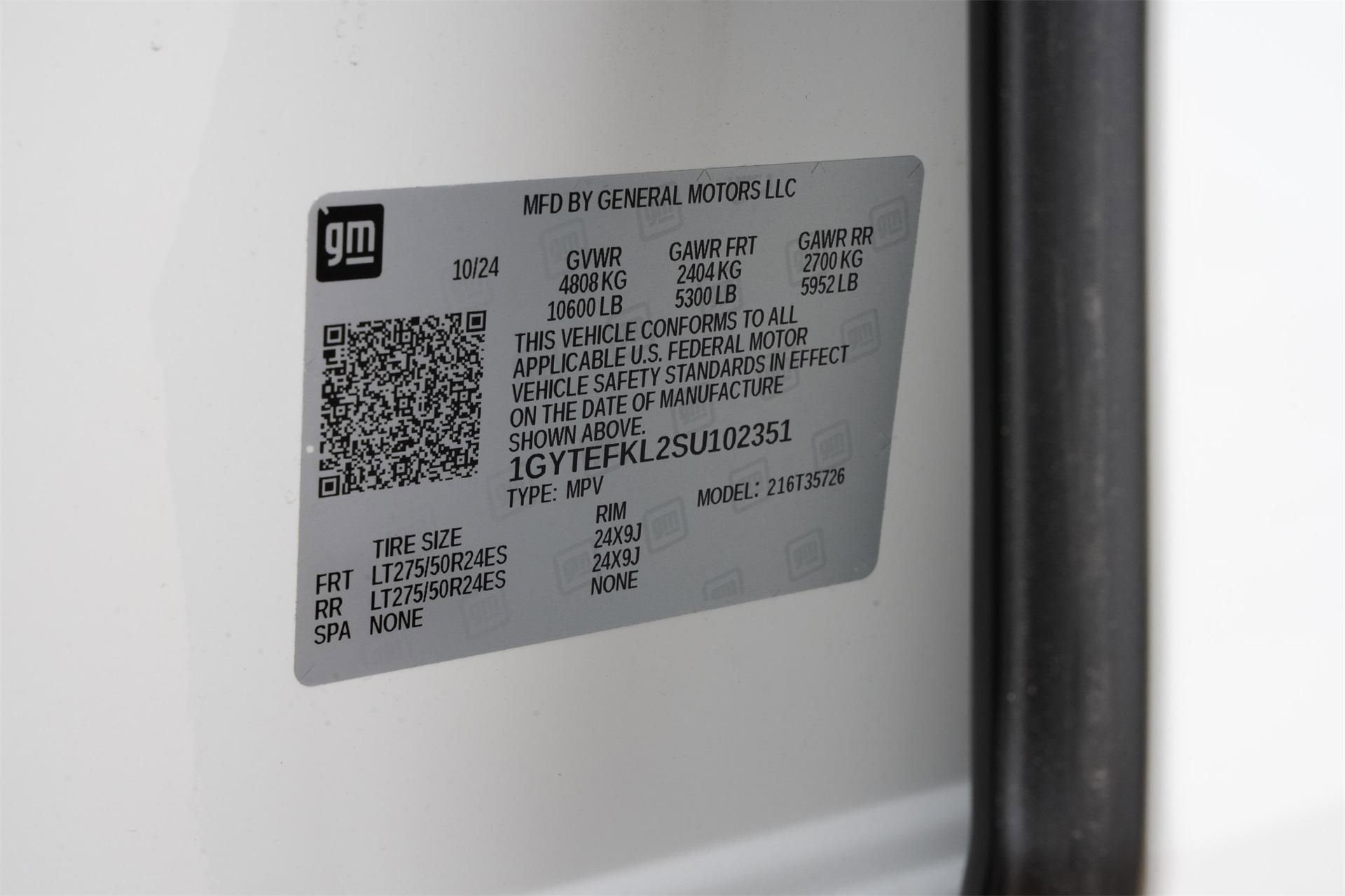 2025 Cadillac ESCALADE IQ Sport 2