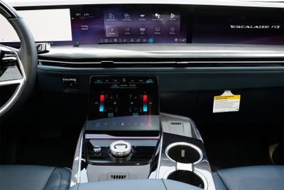 2025 Cadillac ESCALADE IQ Sport 2