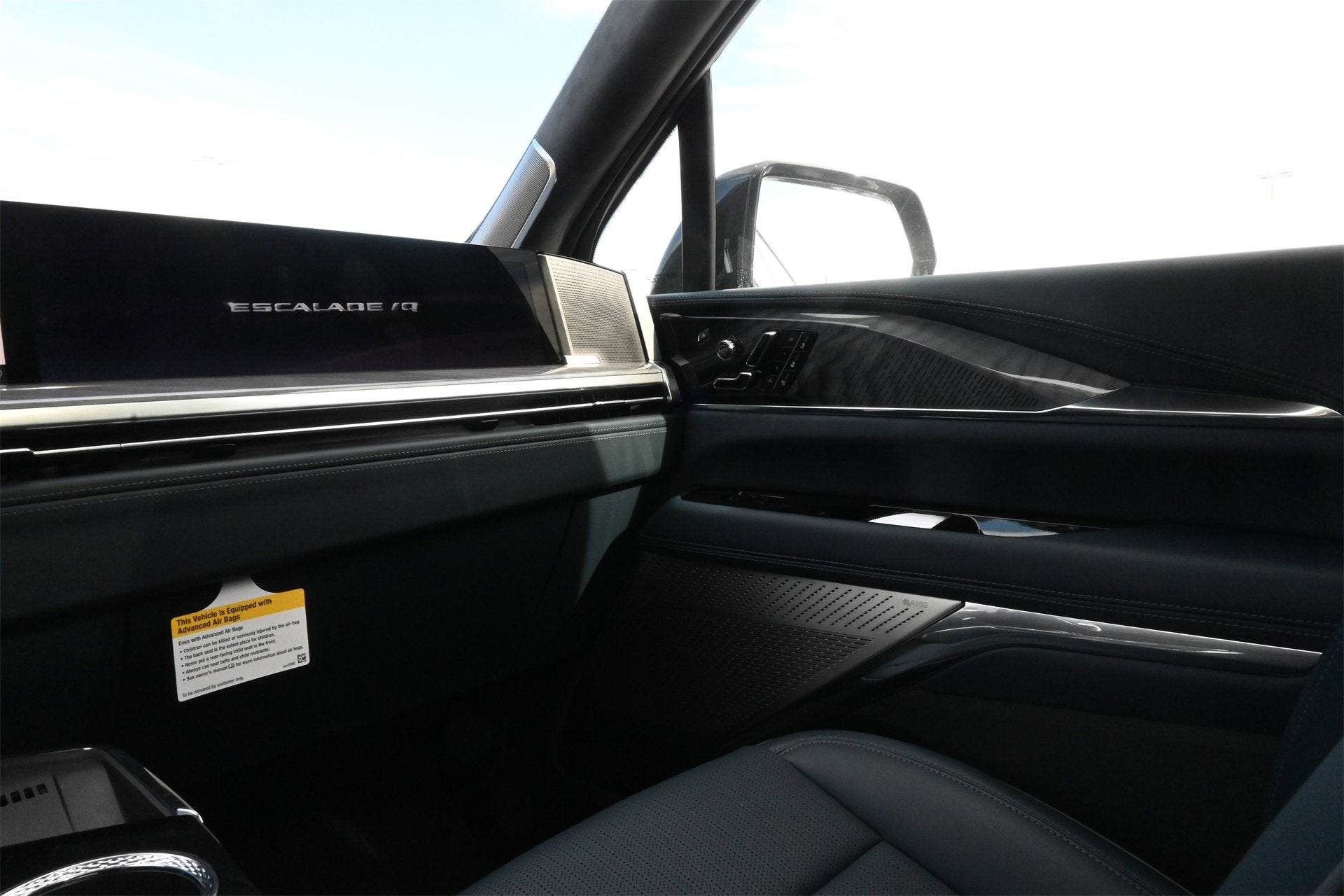 2025 Cadillac ESCALADE IQ Sport 2