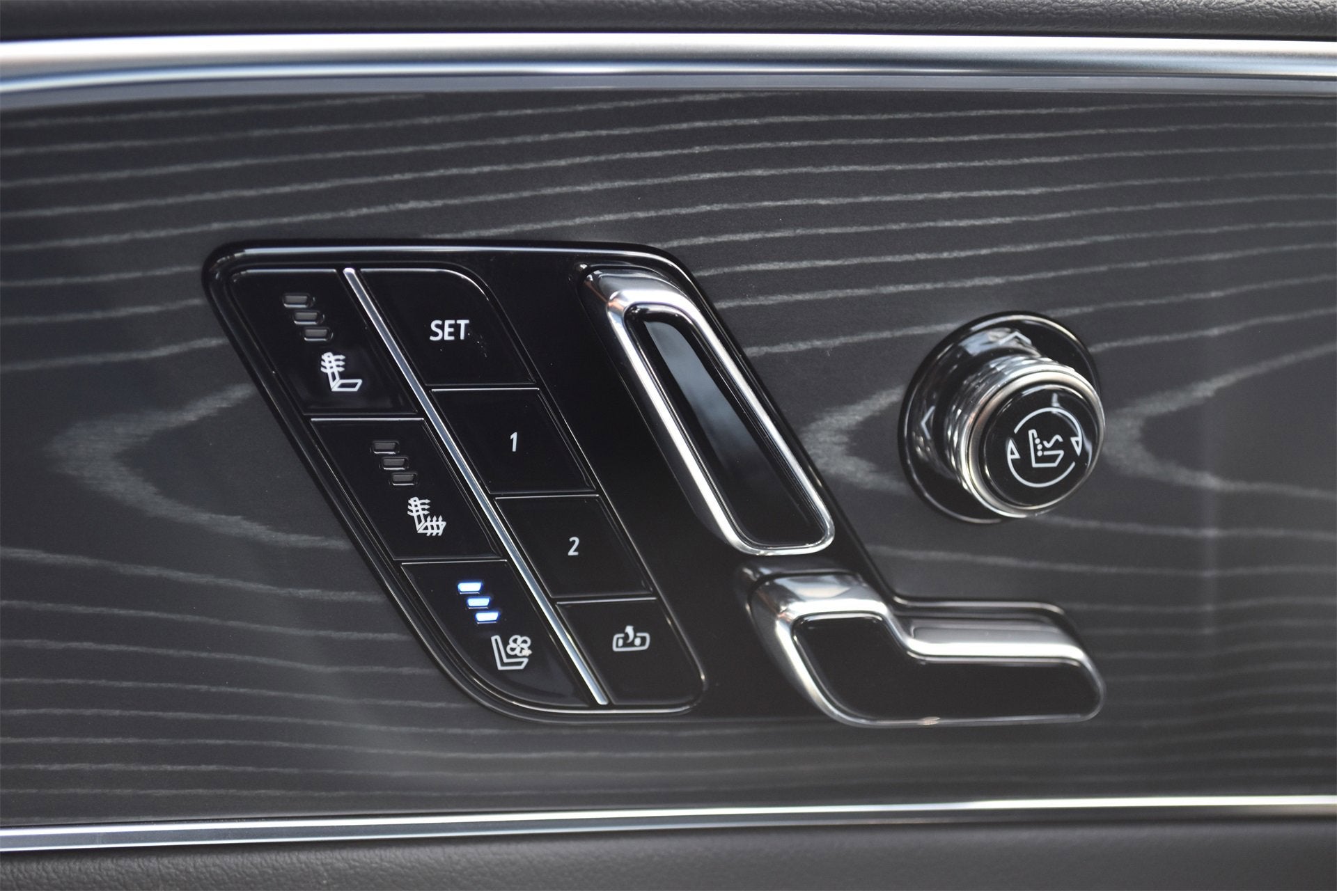 2026 Cadillac LYRIQ V-Series