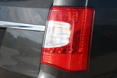 2012 Chrysler Town & Country Touring-L