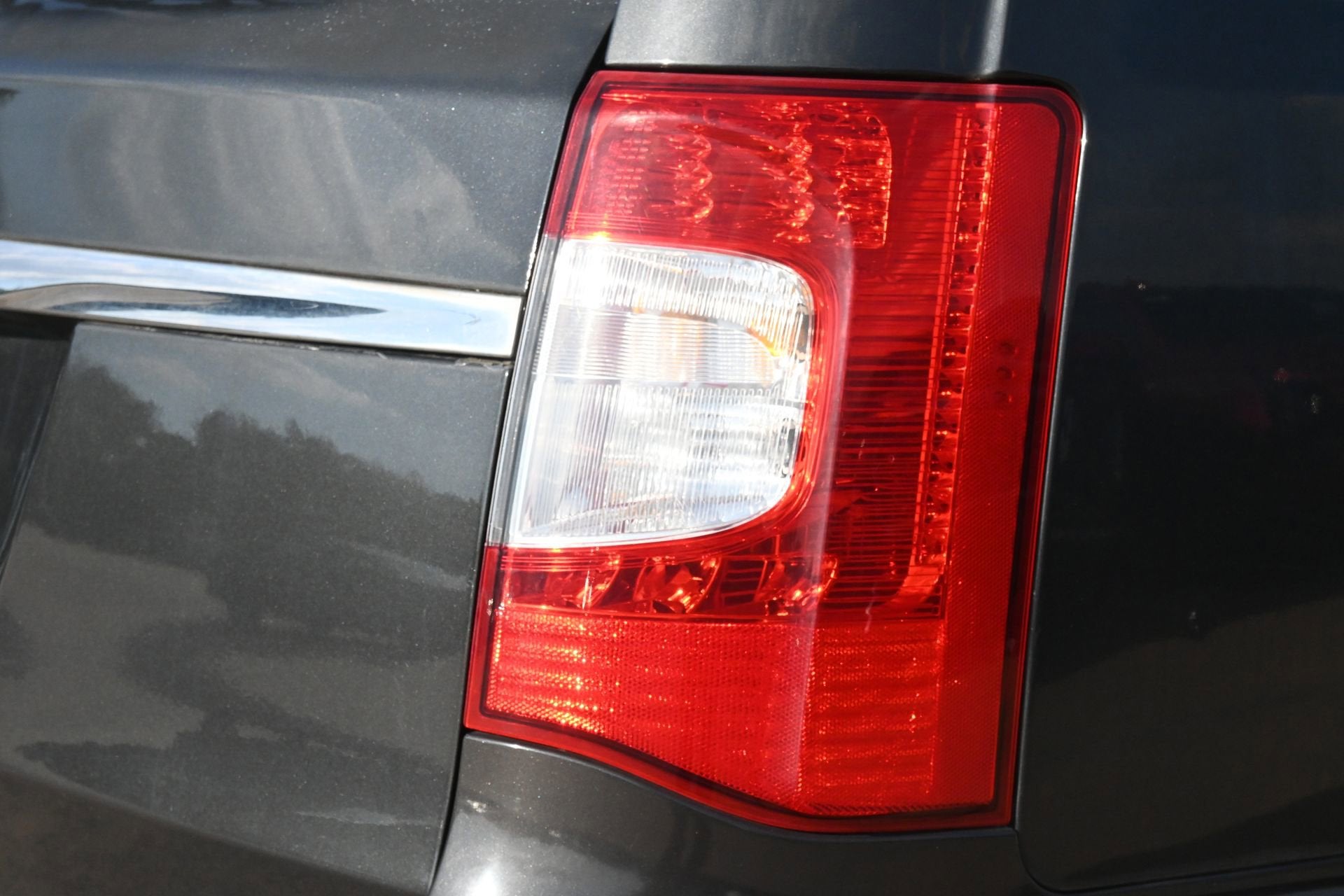 2012 Chrysler Town & Country Touring-L