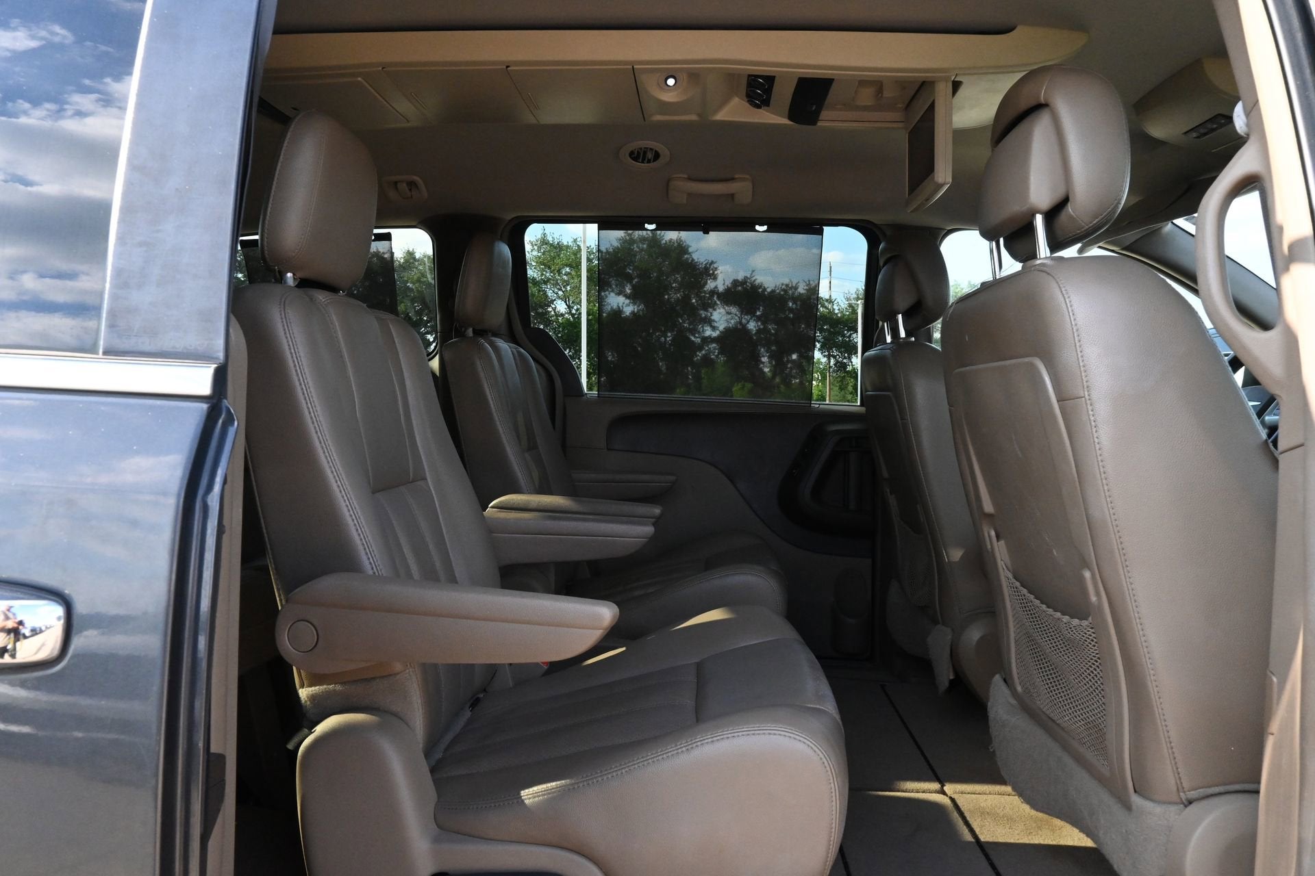 2012 Chrysler Town & Country Touring-L