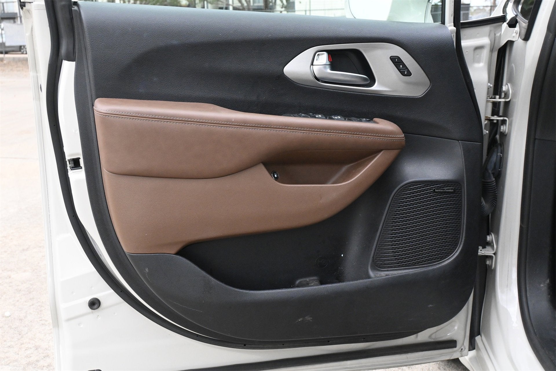 2021 Chrysler Pacifica Hybrid Limited