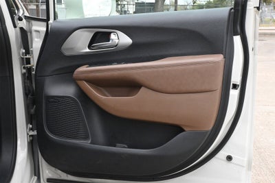 2021 Chrysler Pacifica Hybrid Limited