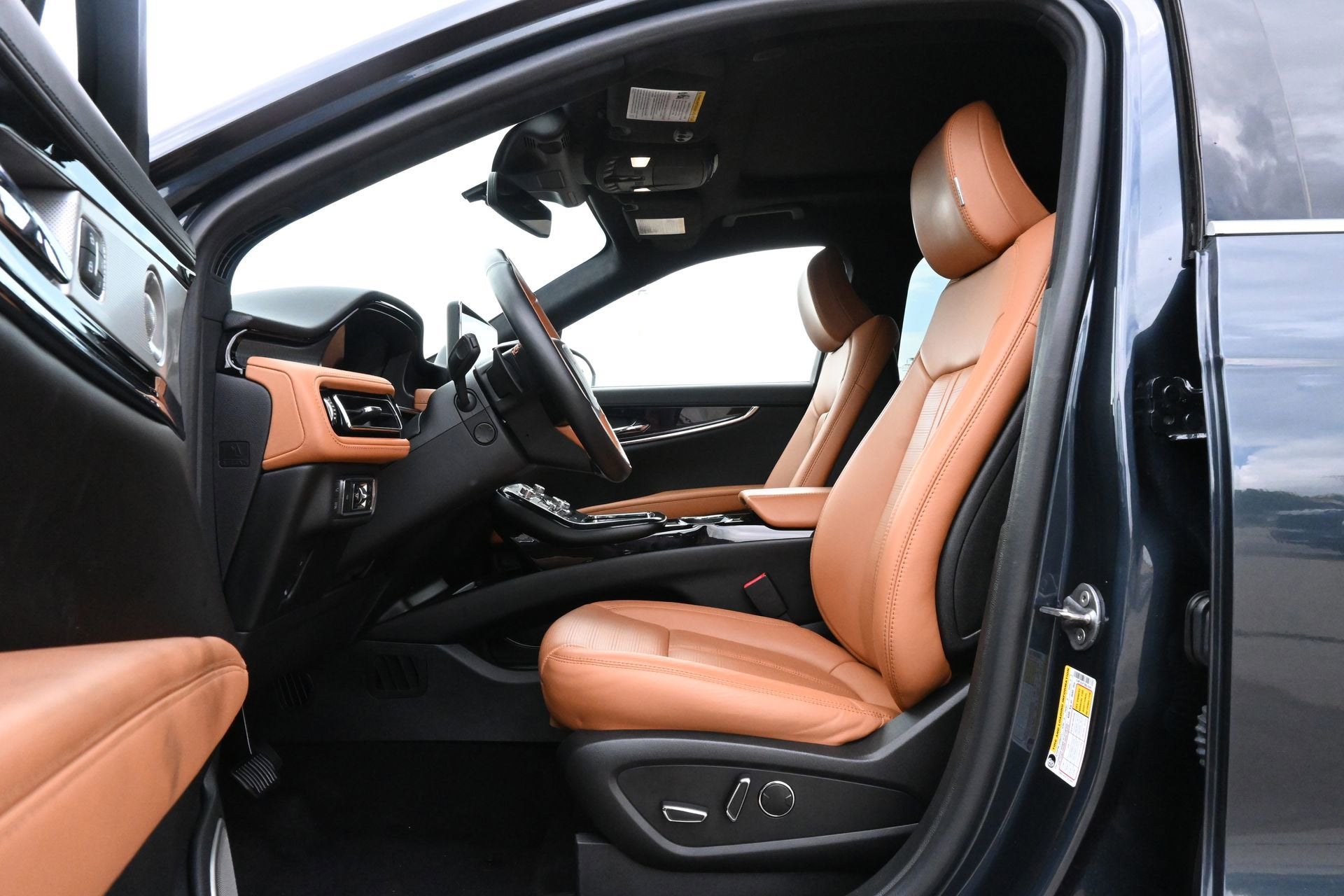 2022 Lincoln Nautilus Black Label