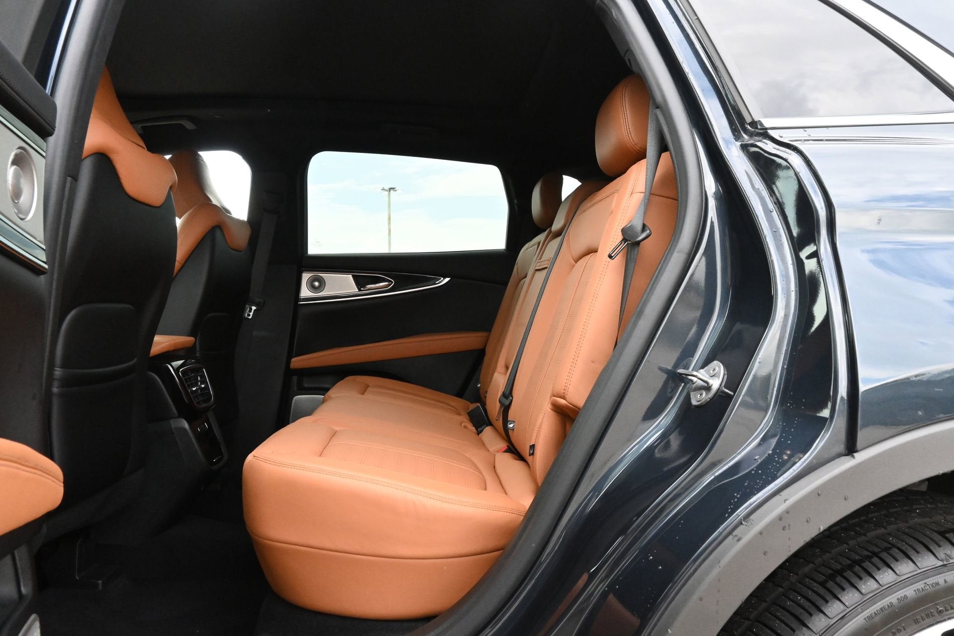 2022 Lincoln Nautilus Black Label