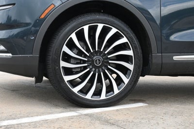 2022 Lincoln Nautilus Black Label