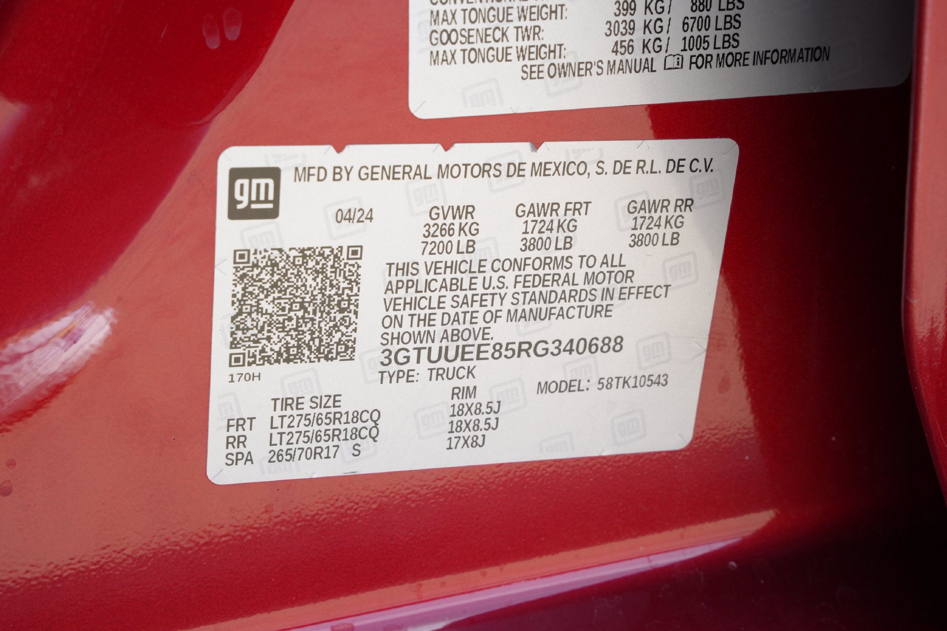 2024 GMC Sierra 1500 AT4