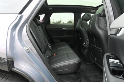 2026 Cadillac OPTIQ Premium Luxury