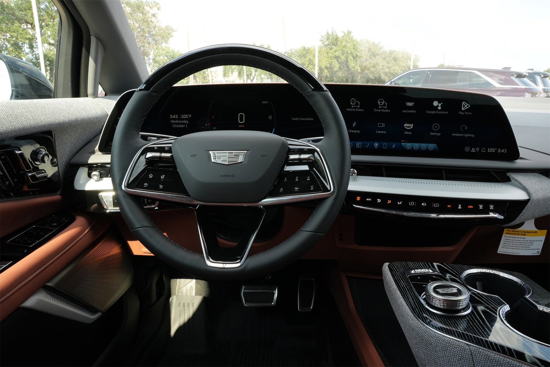 2025 Cadillac OPTIQ Luxury 2
