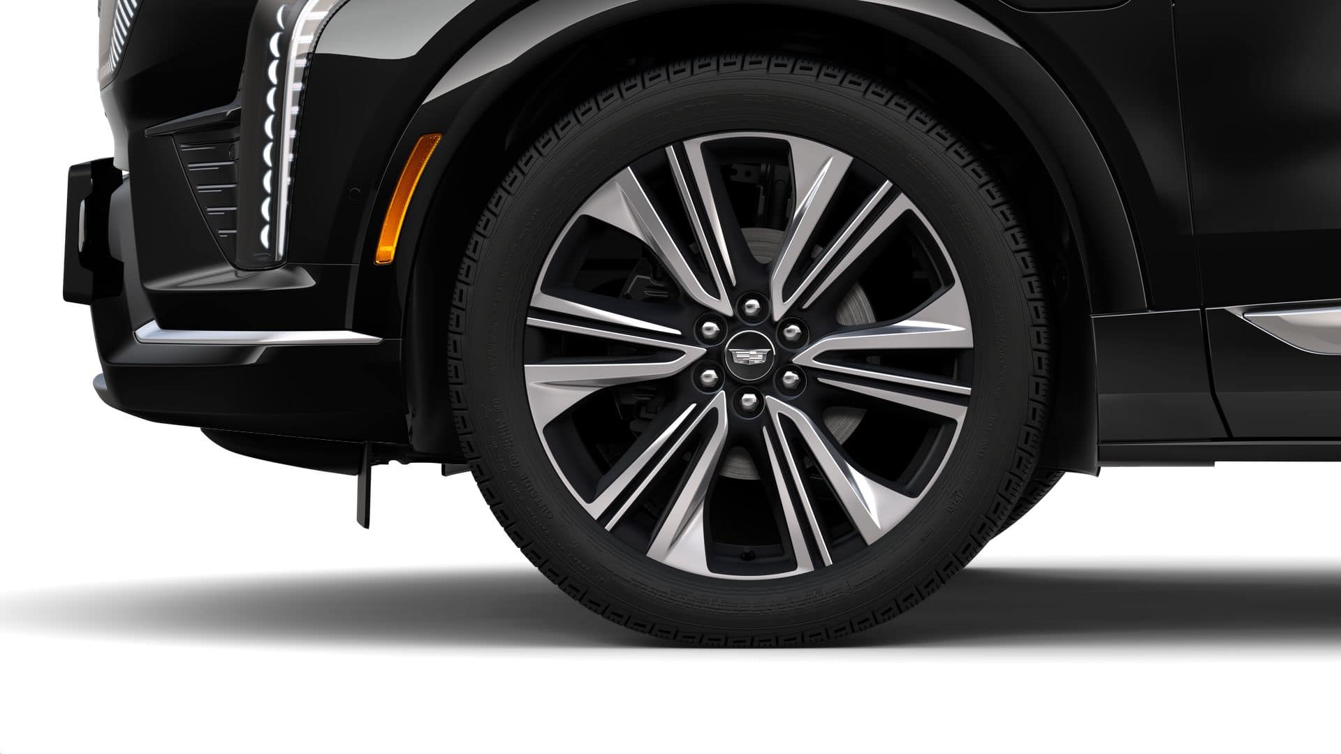 2025 Cadillac OPTIQ Luxury 2