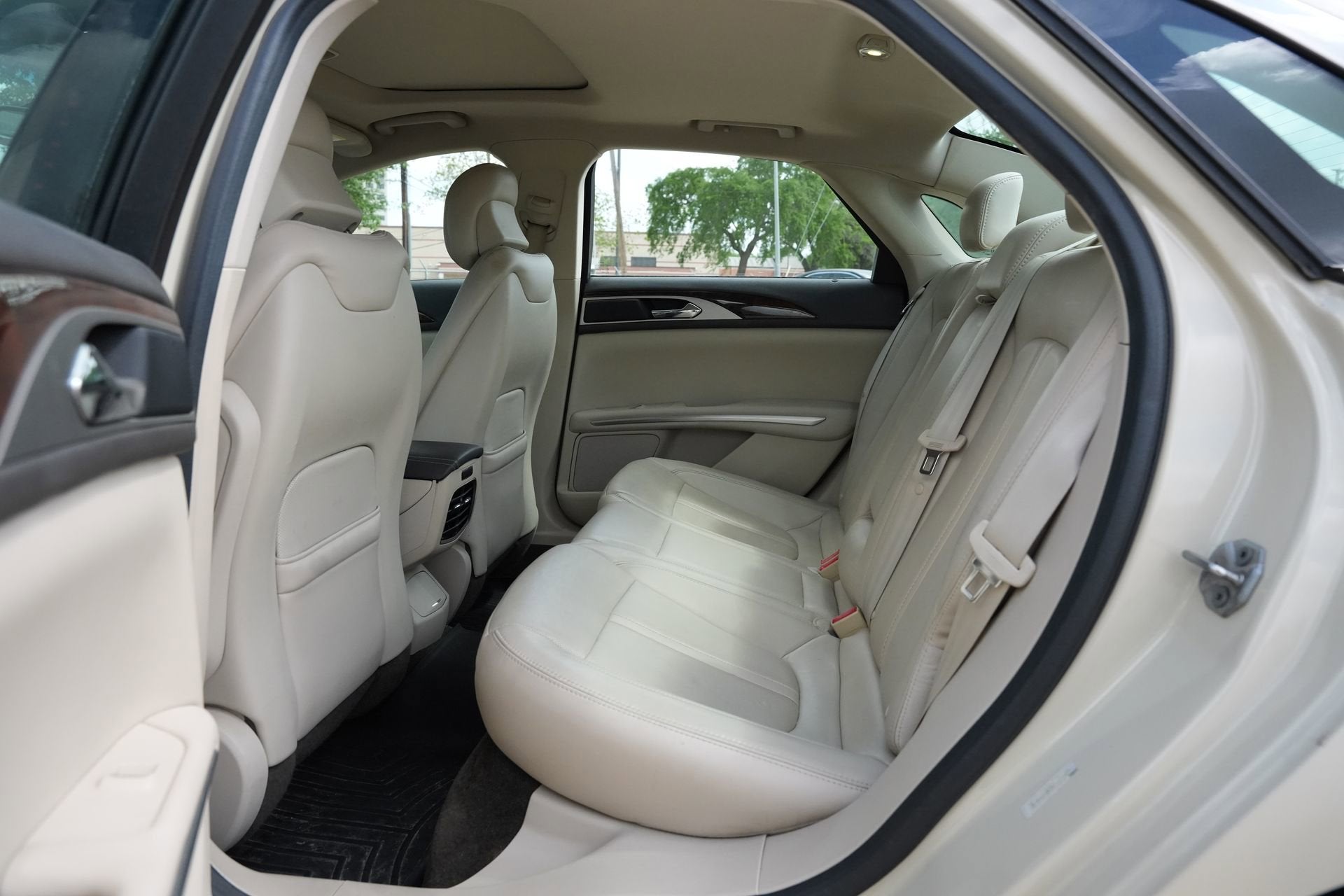 2016 Lincoln MKZ Base