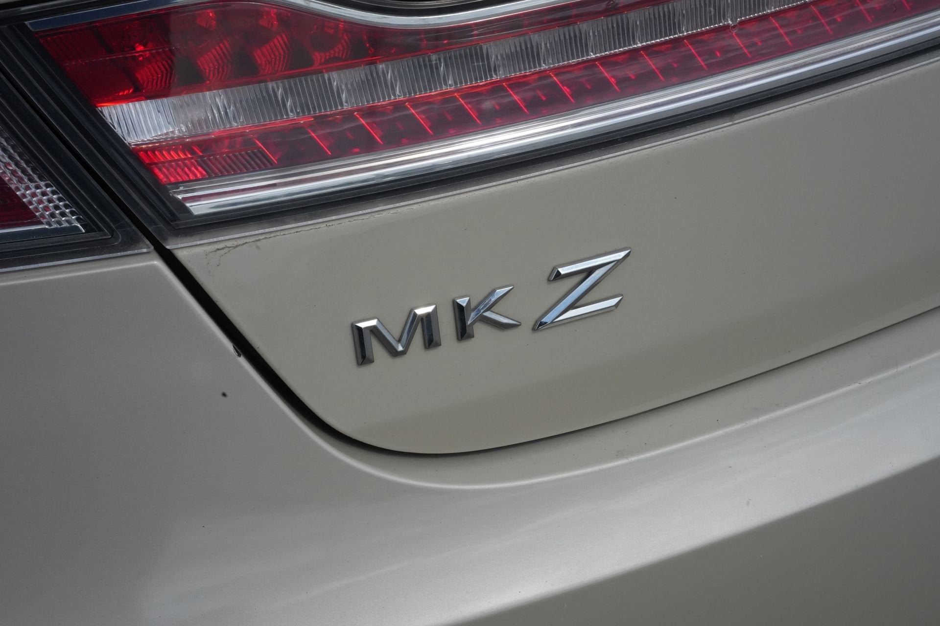 2016 Lincoln MKZ Base