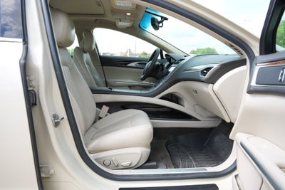 2016 Lincoln MKZ Base