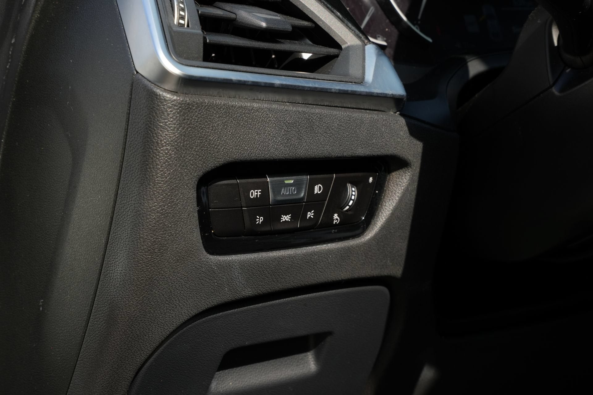 2020 BMW 3 Series 330i