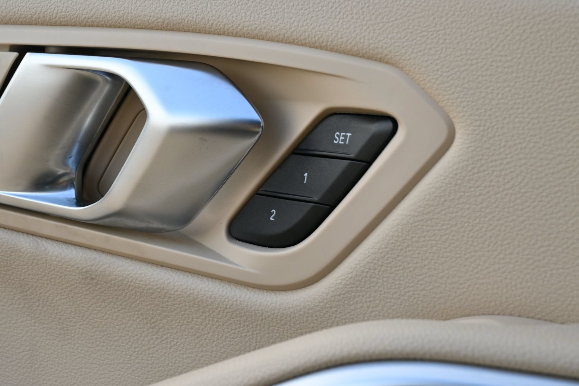 2024 BMW 3 Series 330i