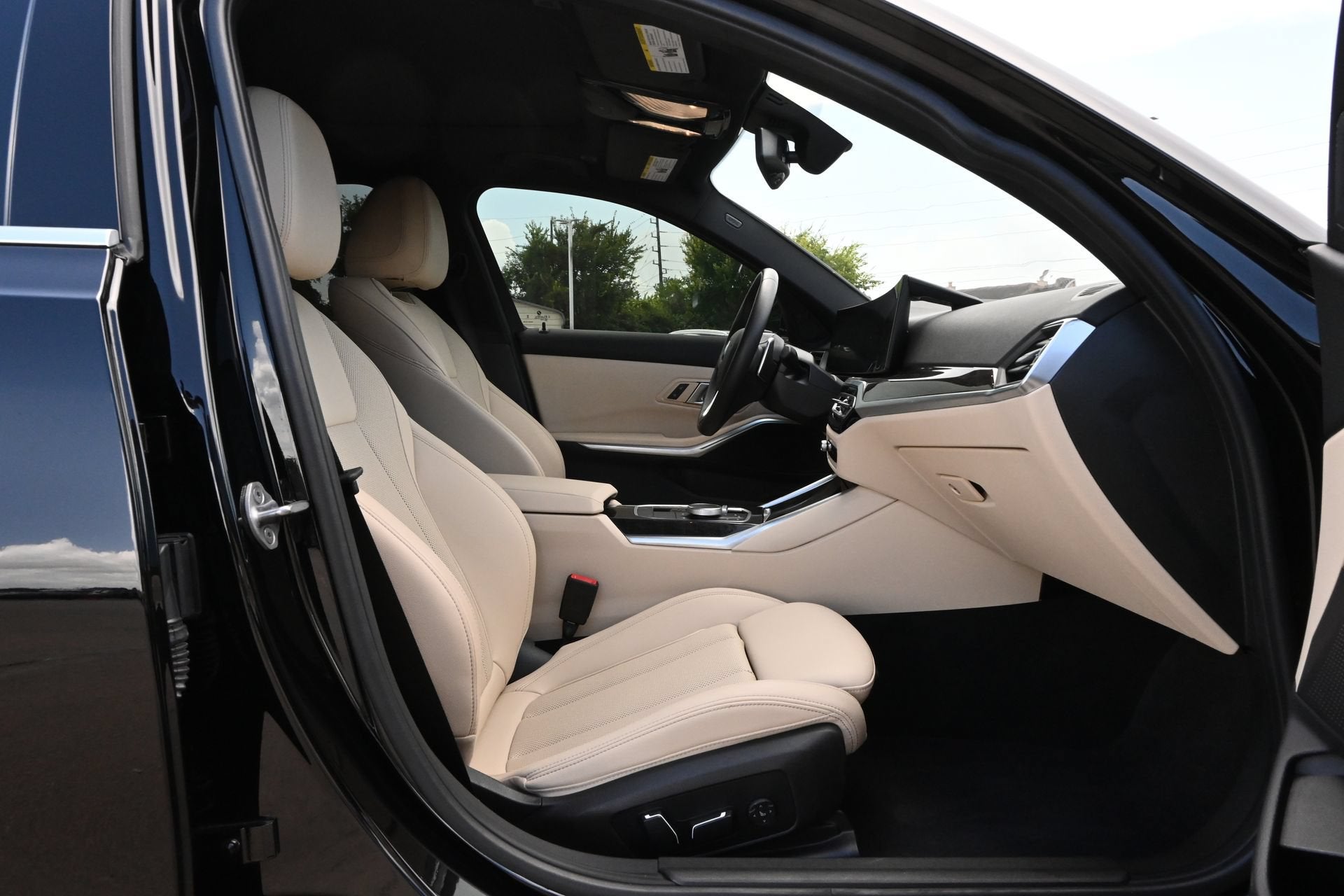 2024 BMW 3 Series 330i