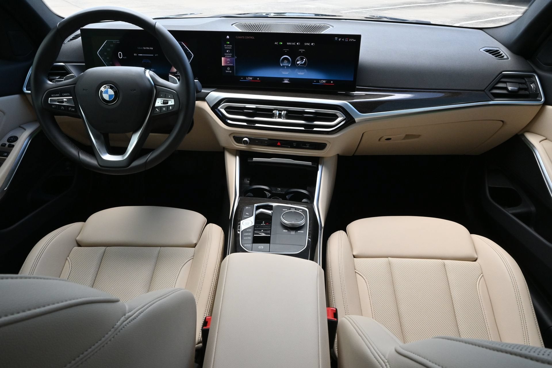 2024 BMW 3 Series 330i