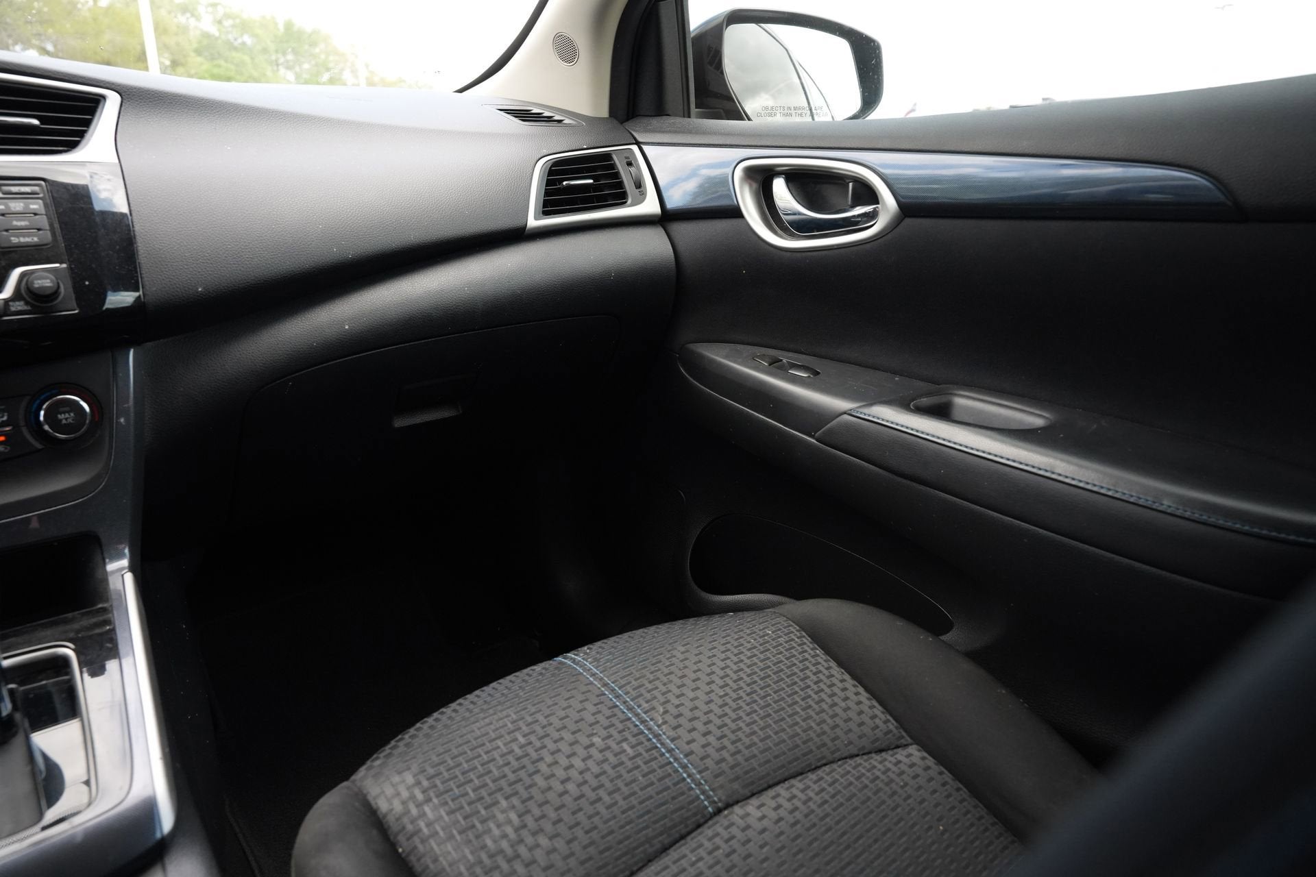 2016 Nissan Sentra SR