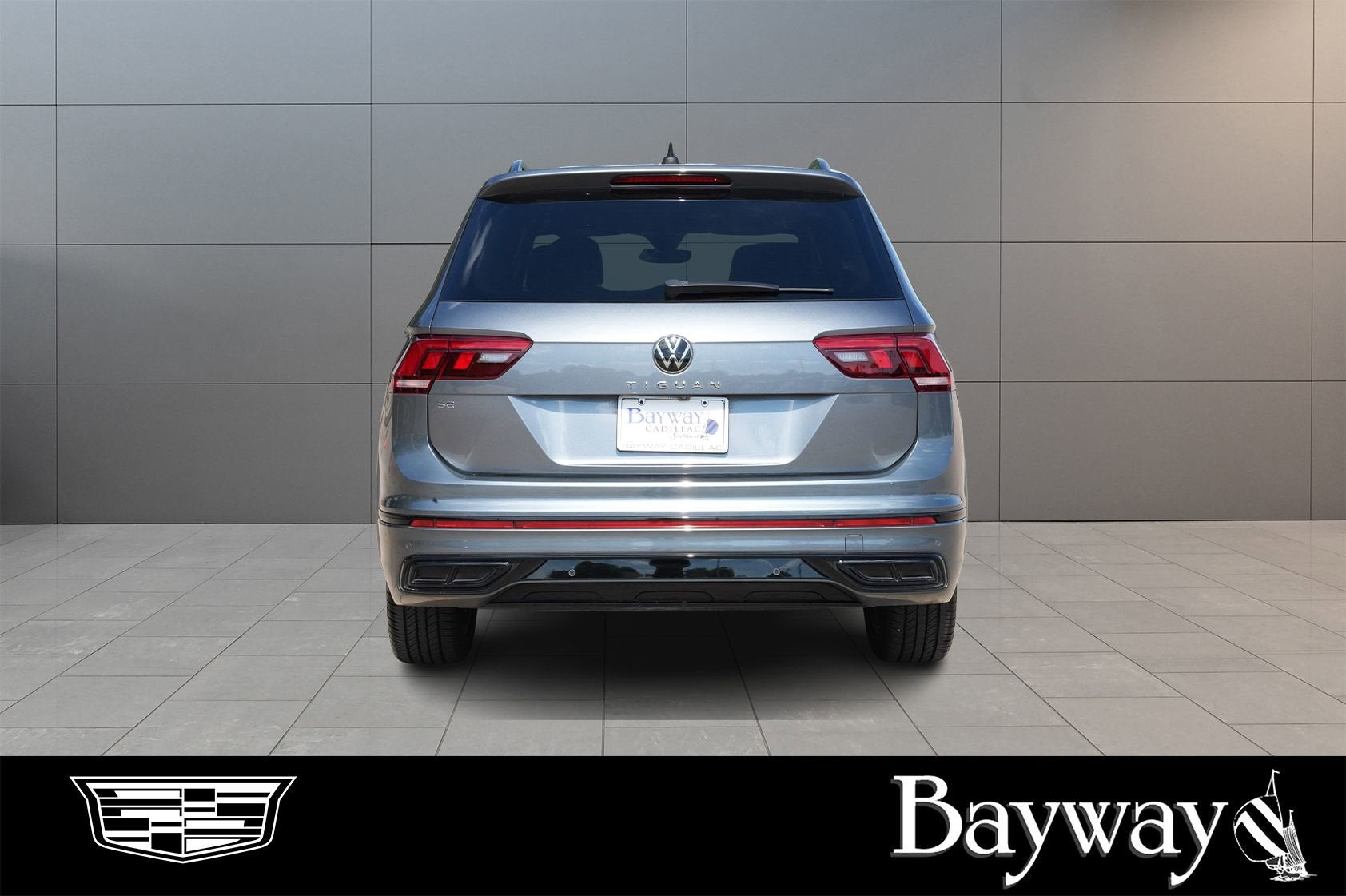 2022 Volkswagen Tiguan SE R-Line Black